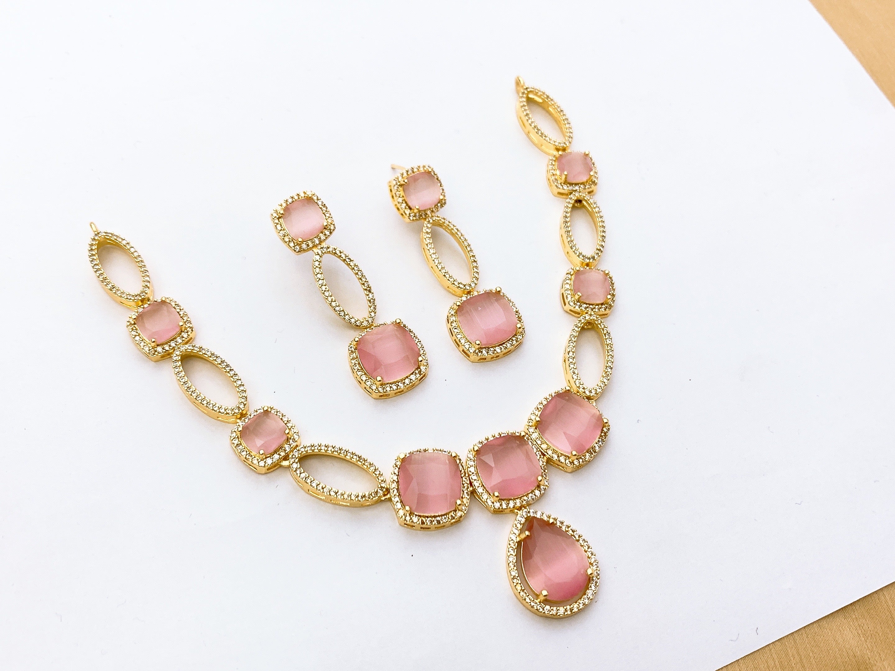 Necklace set