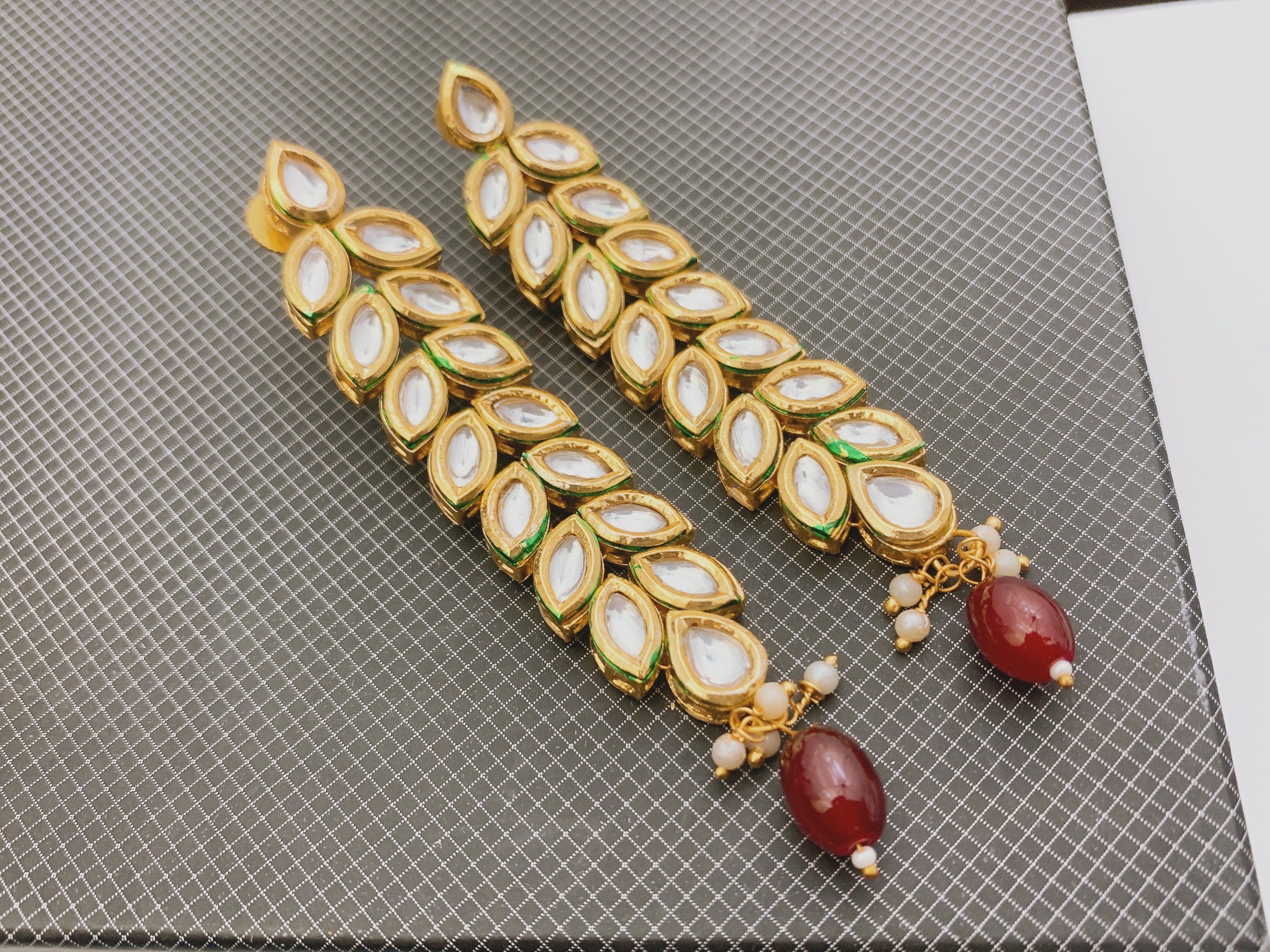 Kundan earrings