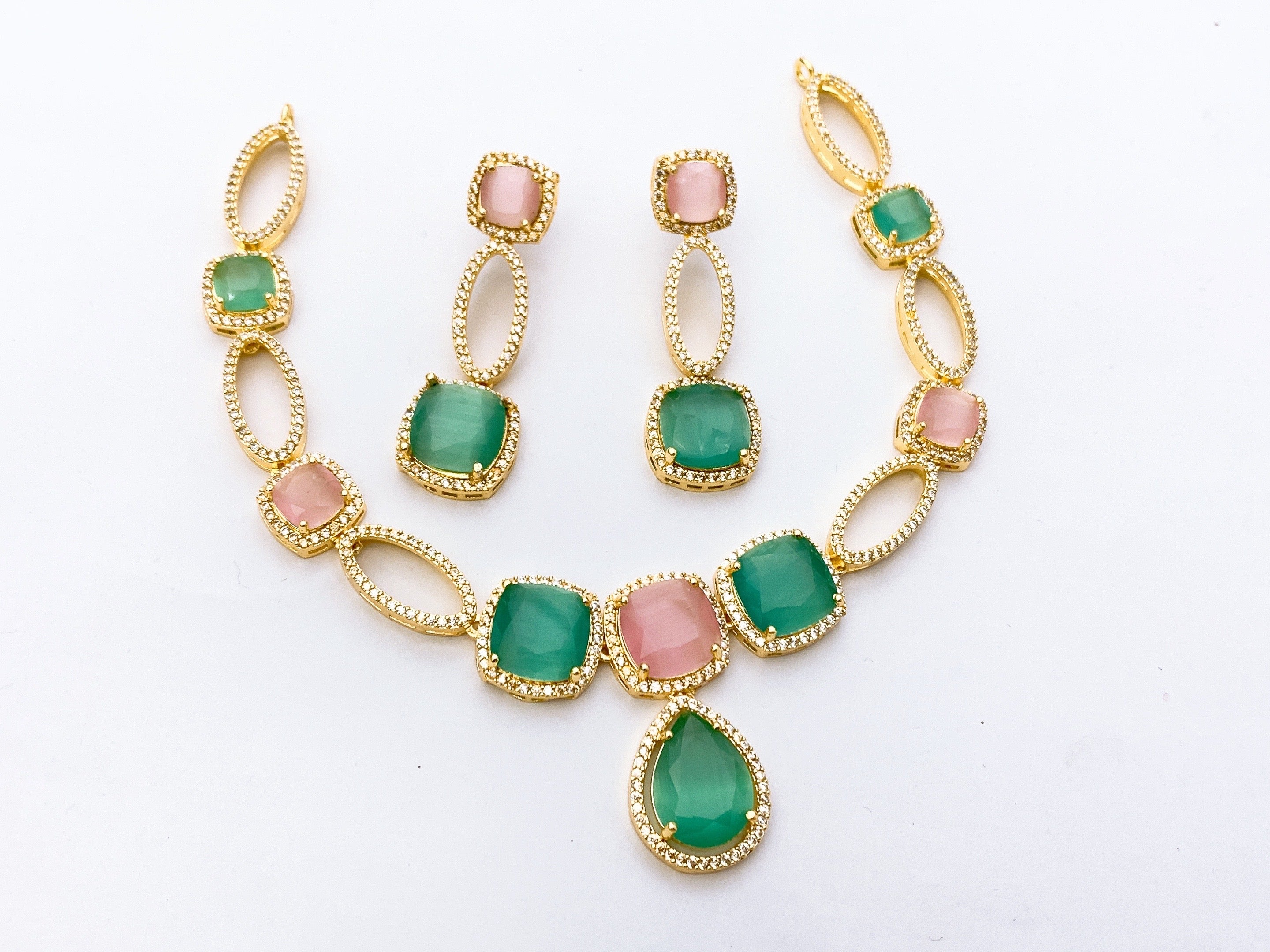 Necklace set