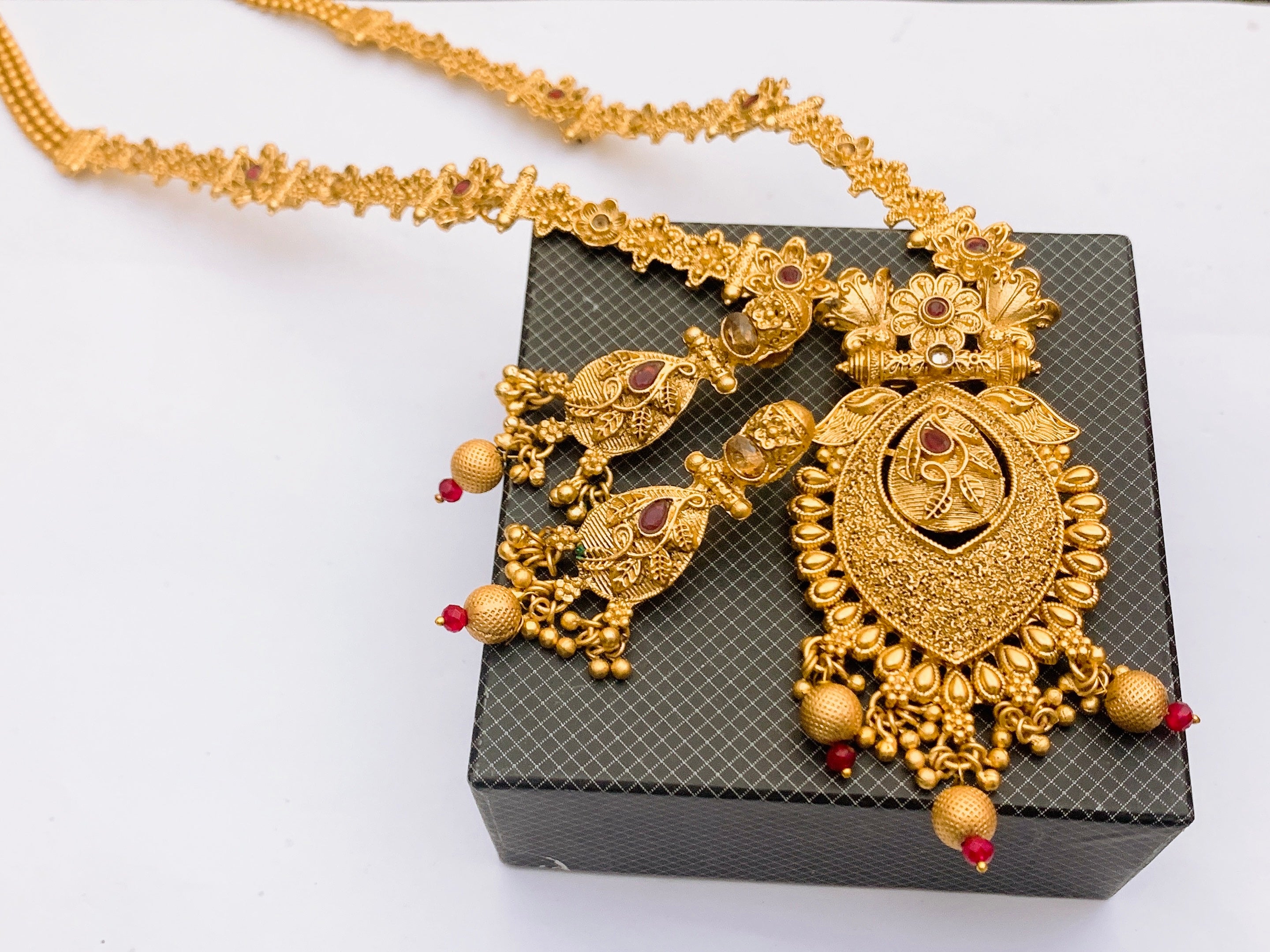 Rajwari mala set