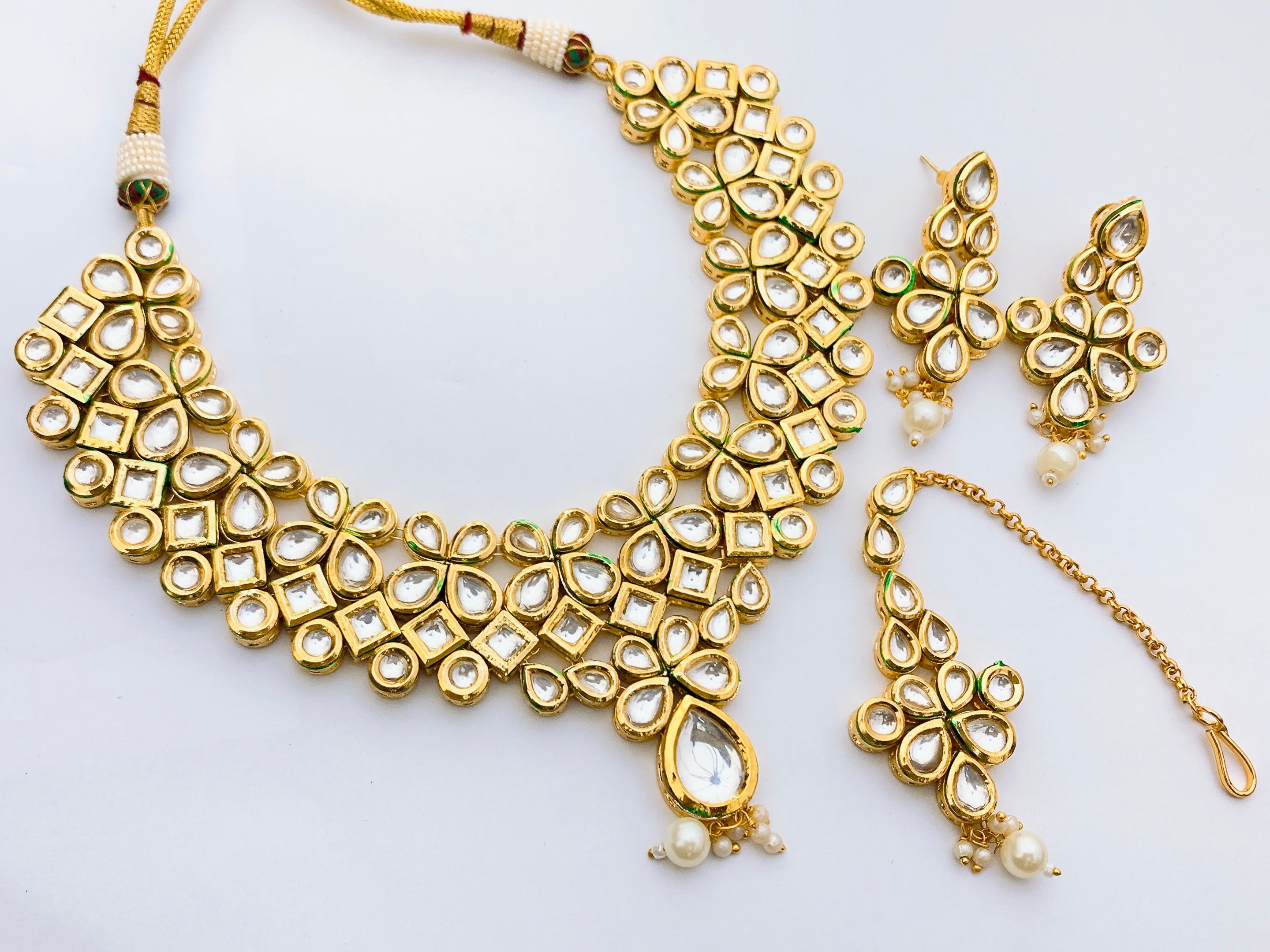 Necklace set