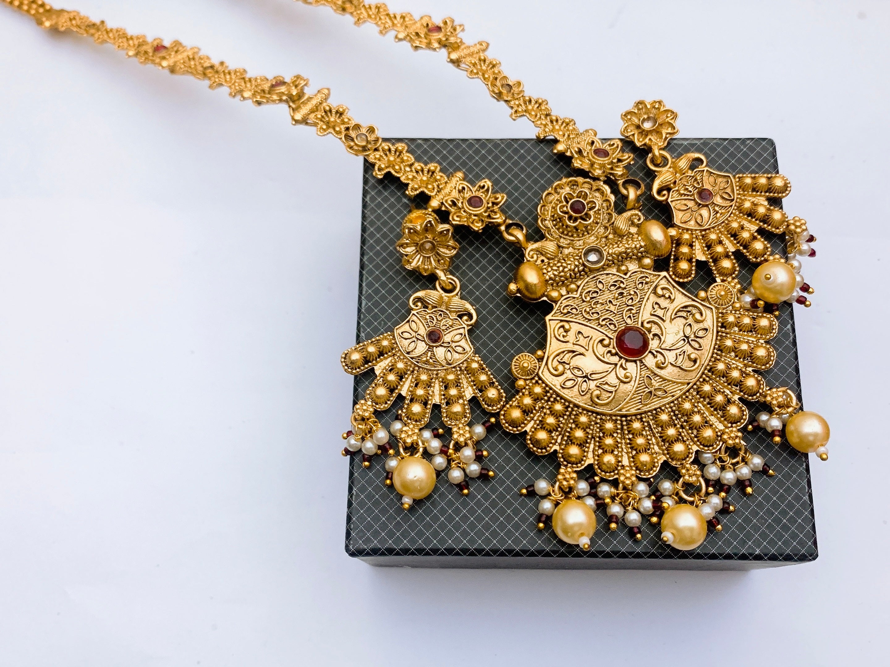 Rajwari mala set