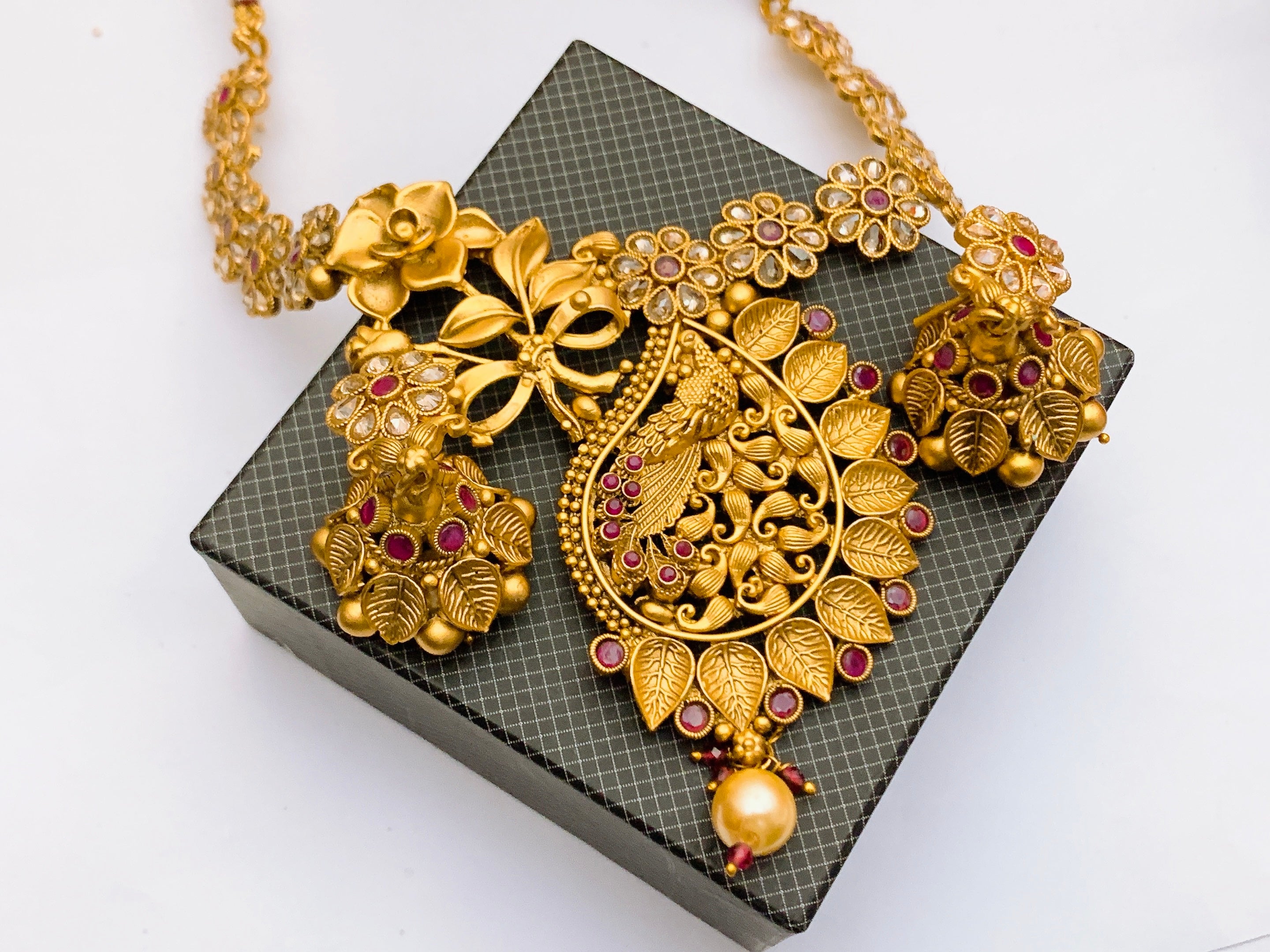 Rajwari necklace set