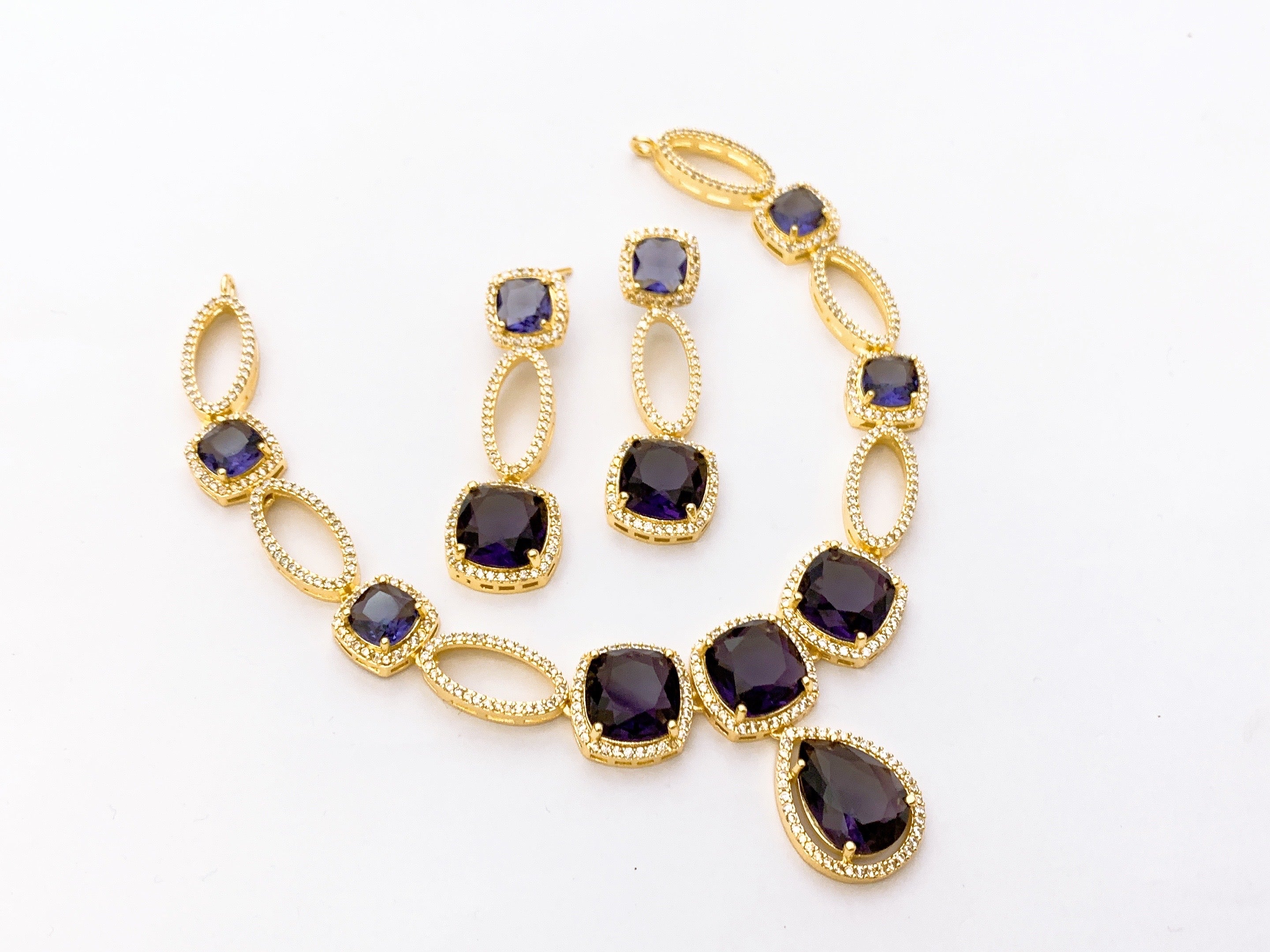 Necklace set