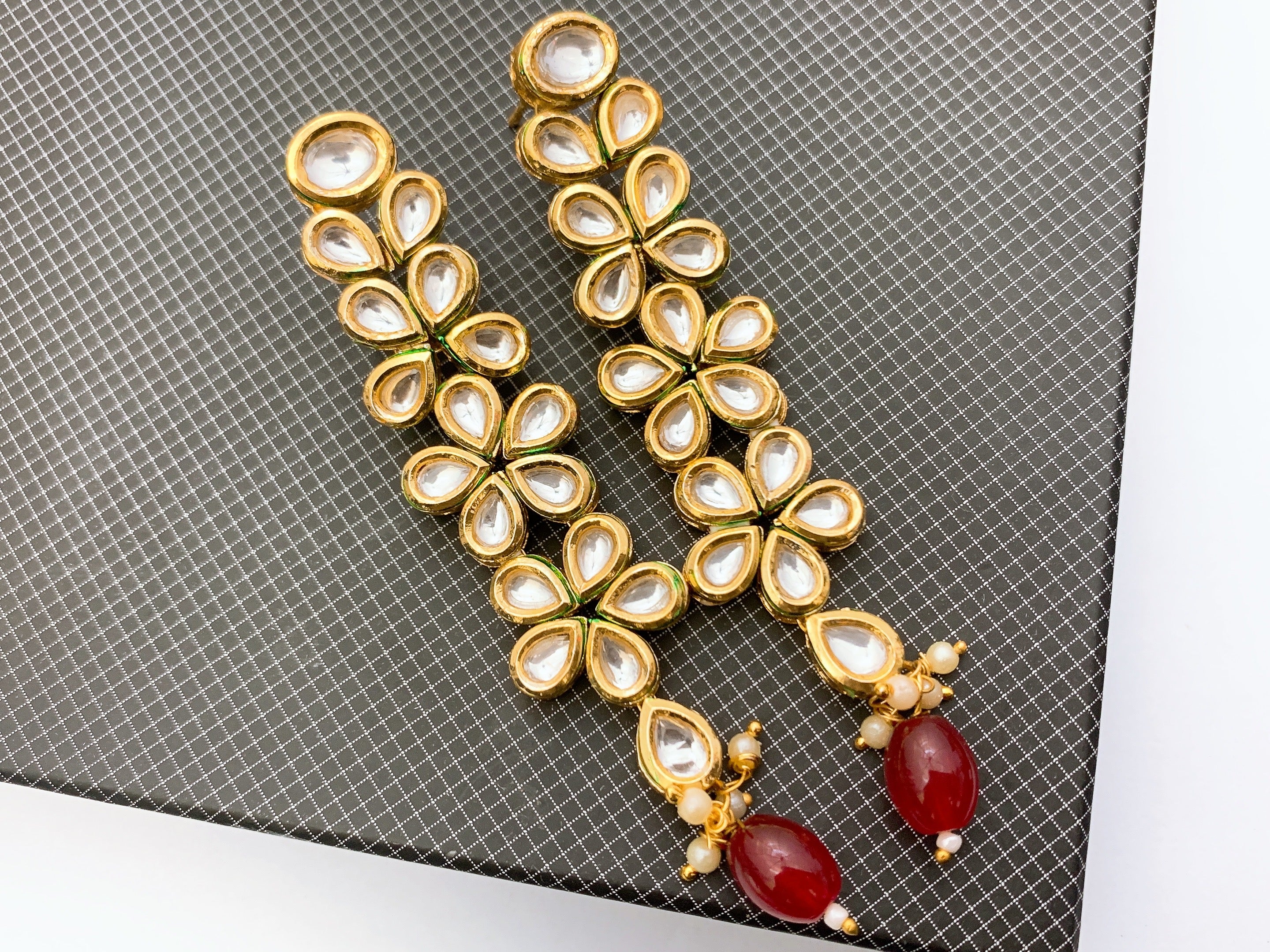 Kundan earrings