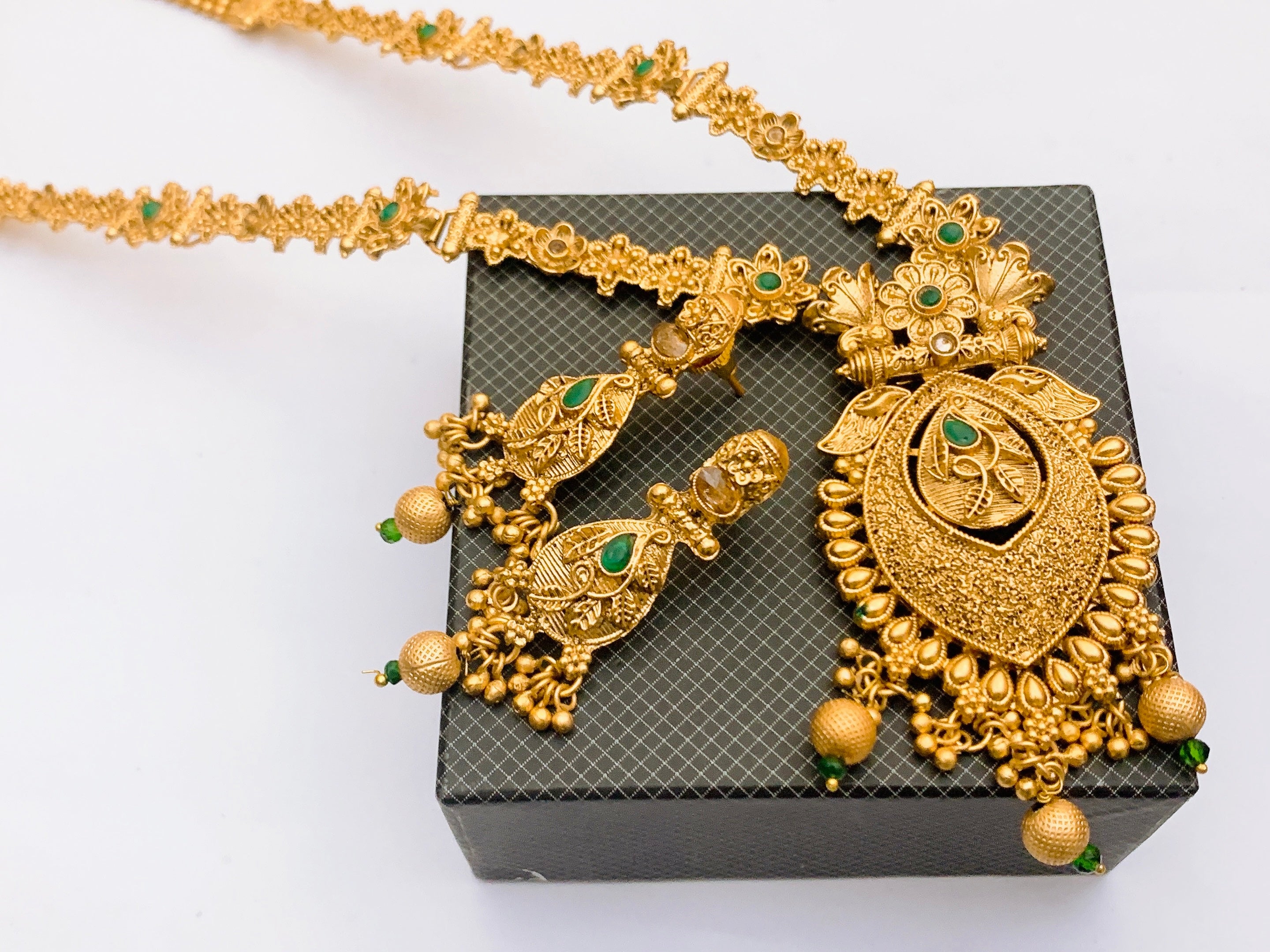 Rajwari mala set