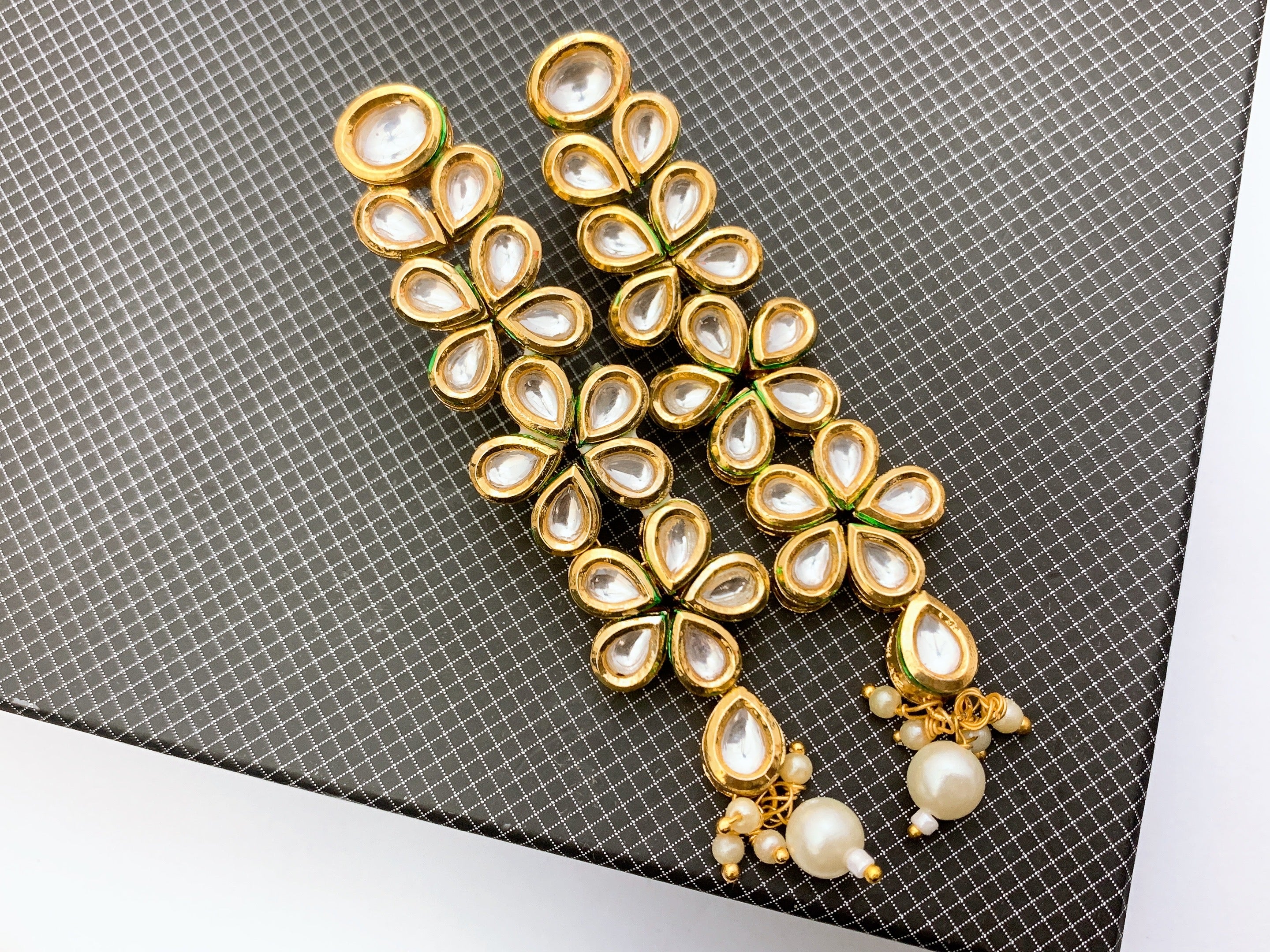 Kundan earrings