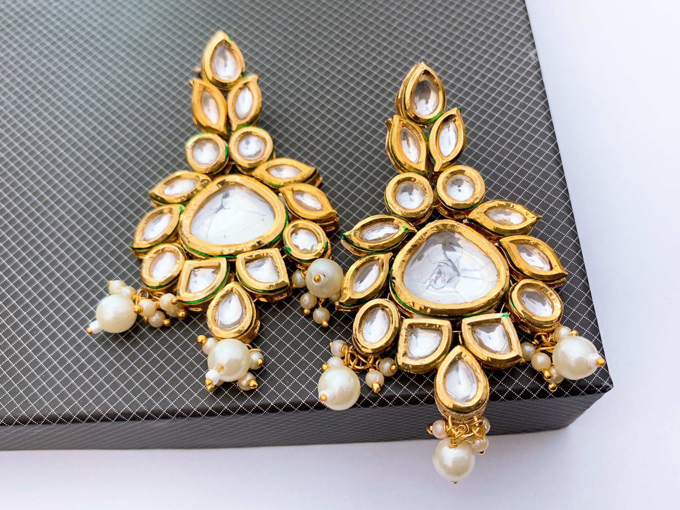 Kundan earrings