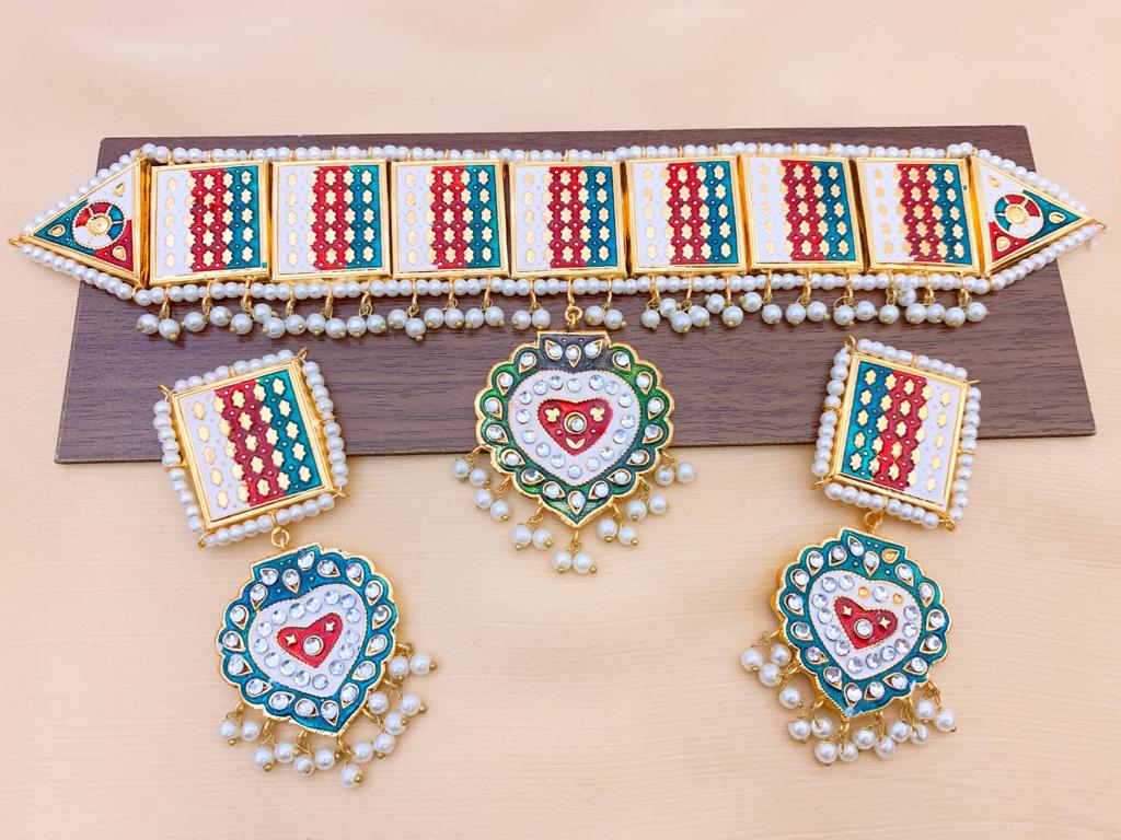 Choker Set