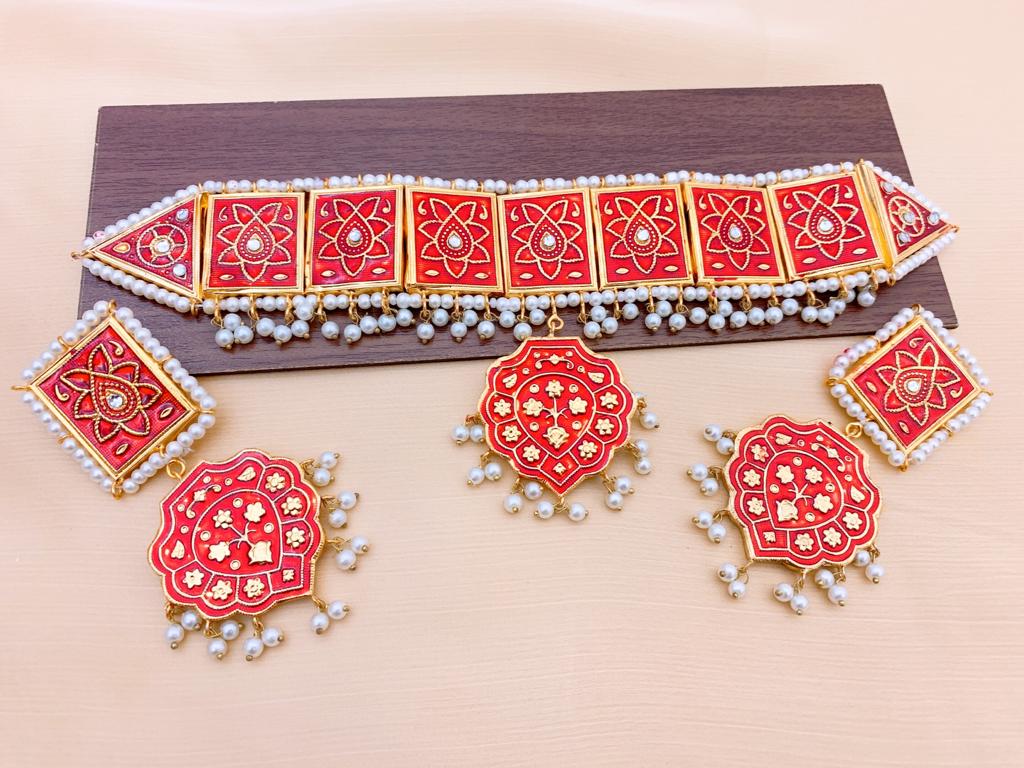 Choker Set