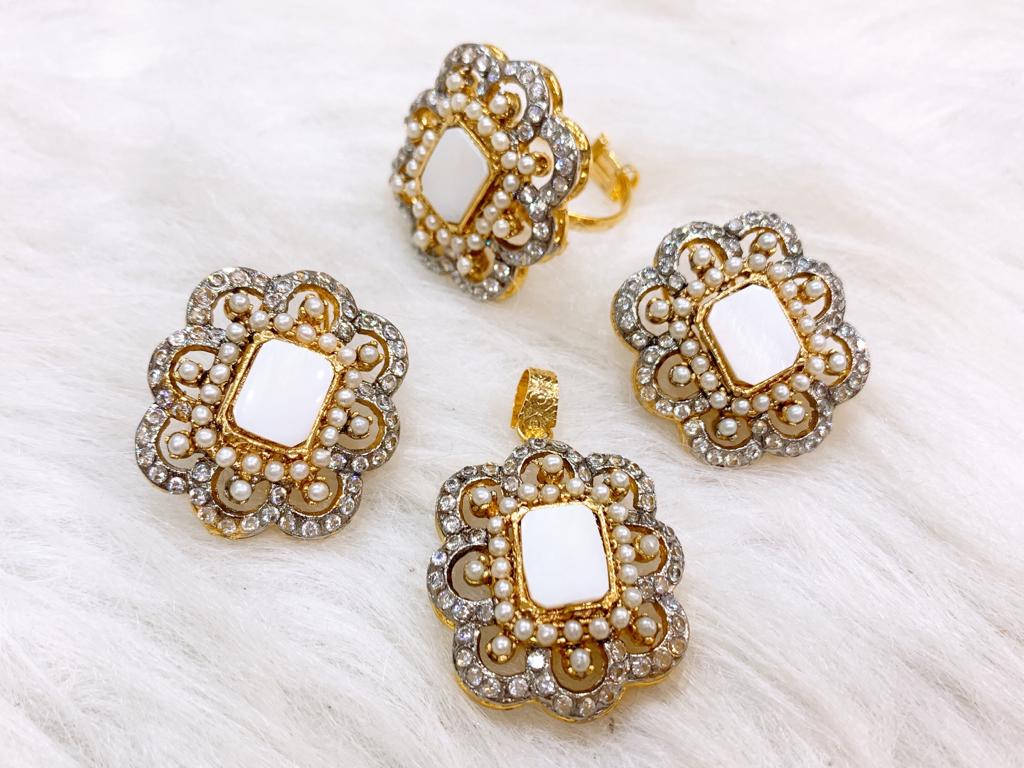 Locket Set