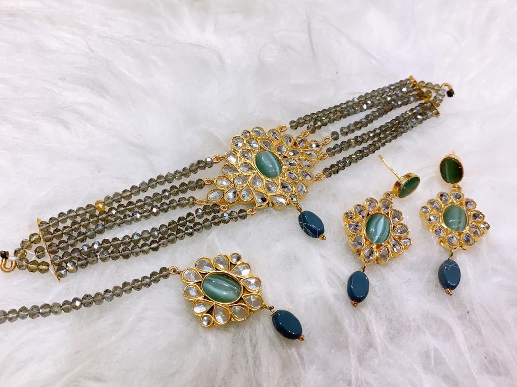Choker Set