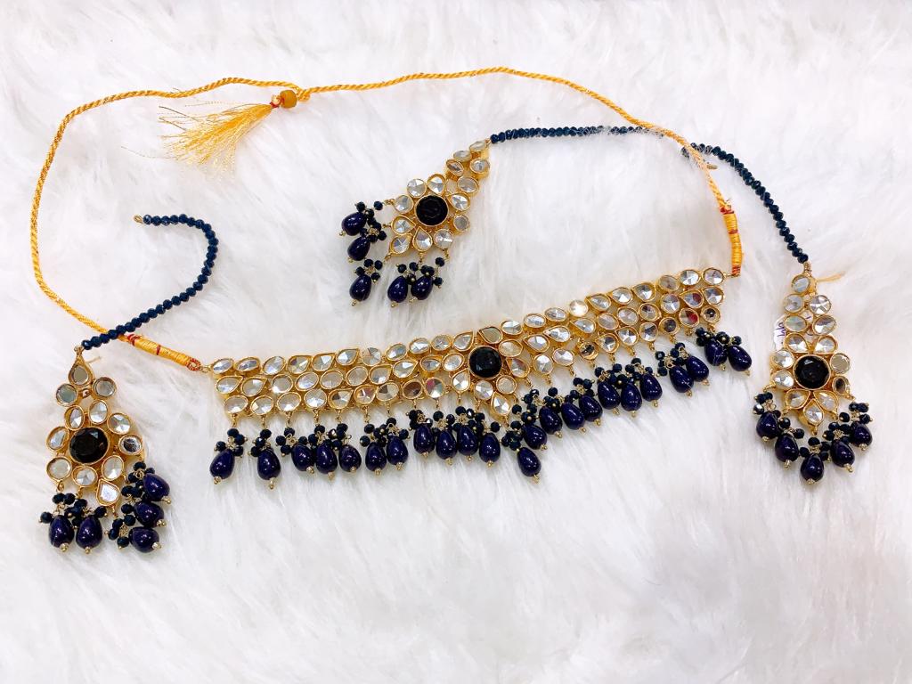 Choker Set