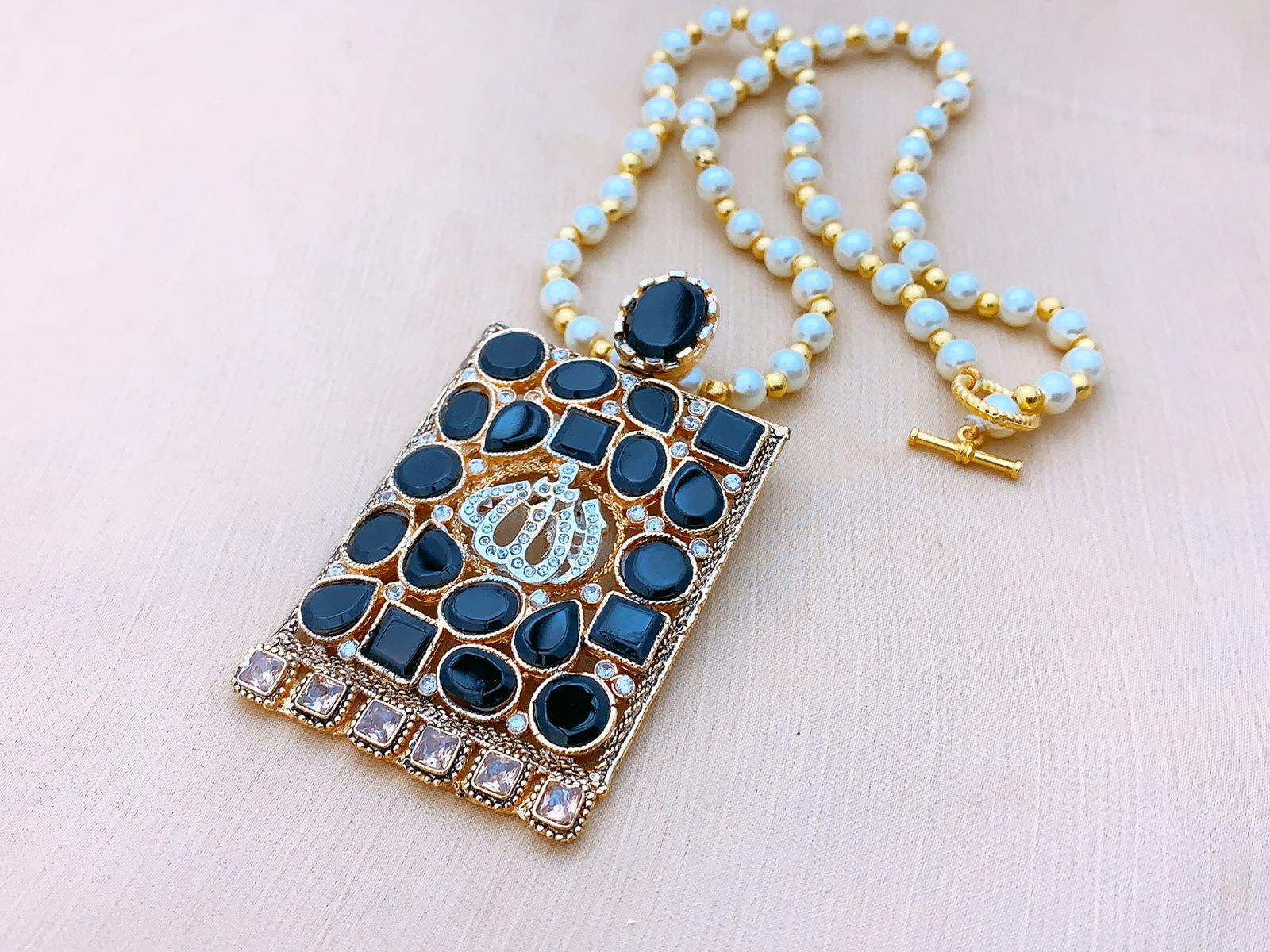 Locket