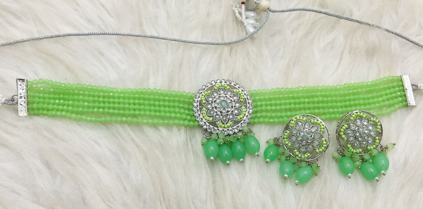 Choker Set