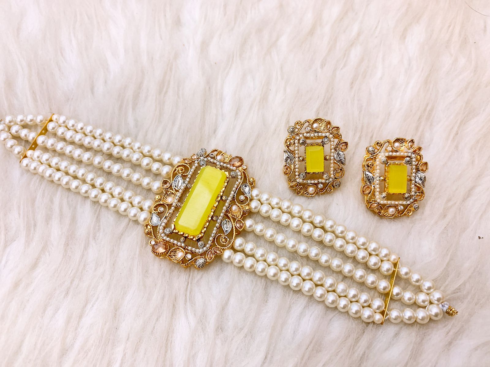 Choker Set