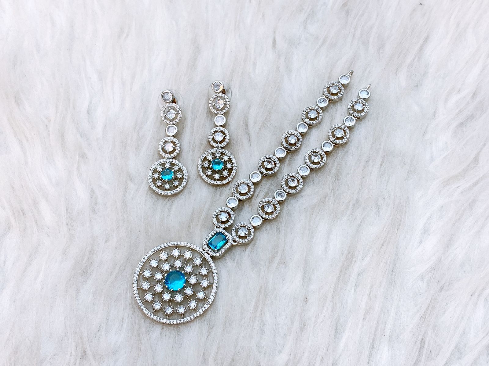 Necklace Set