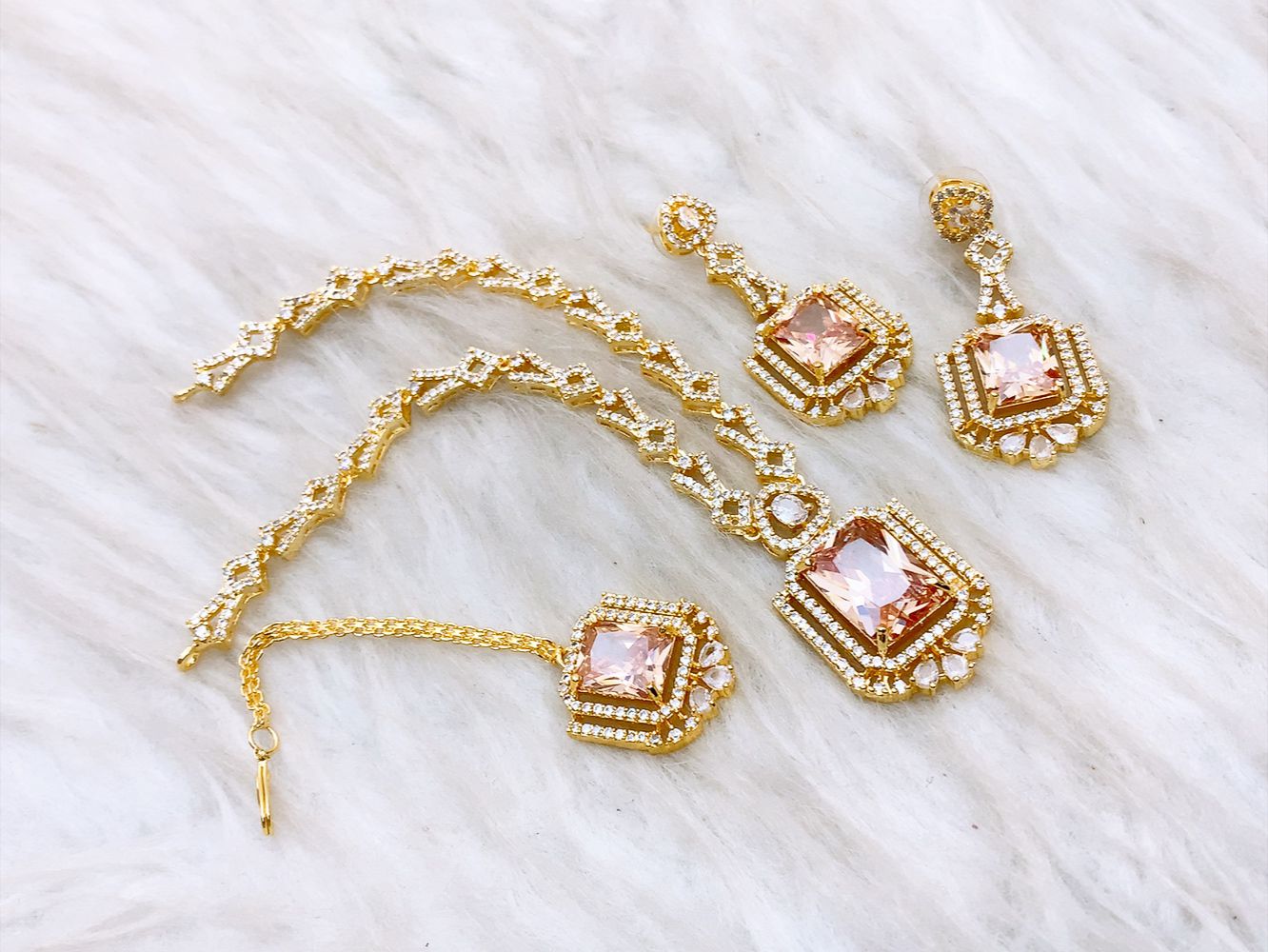 Necklace Set