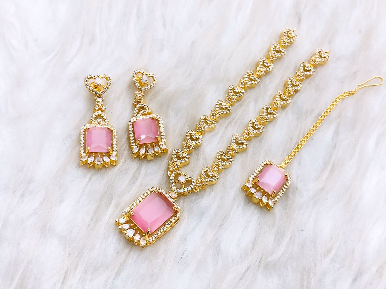 Necklace Set