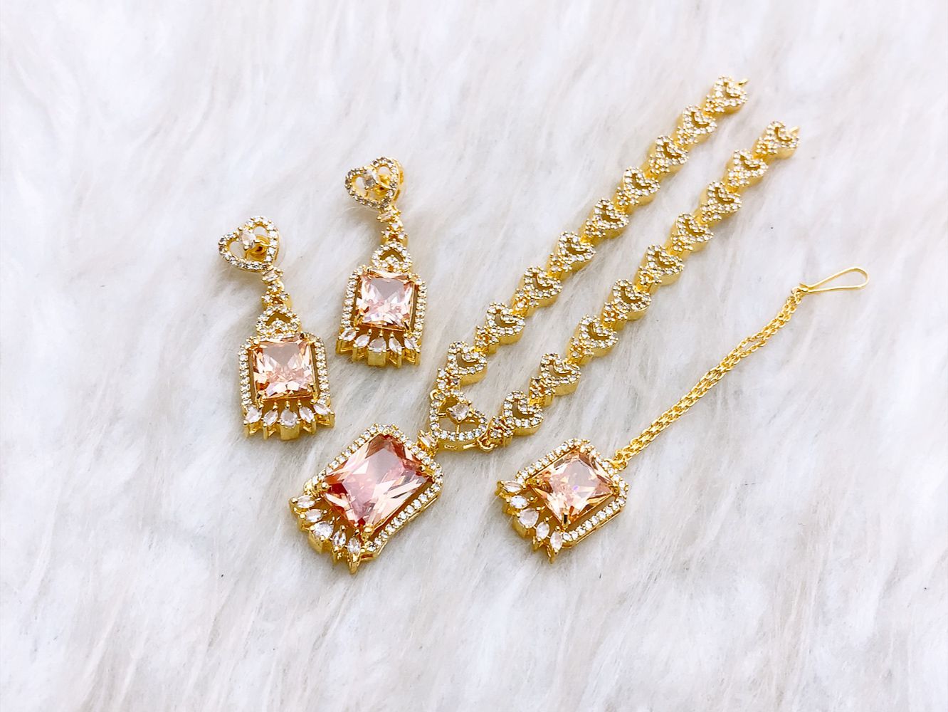Necklace Set