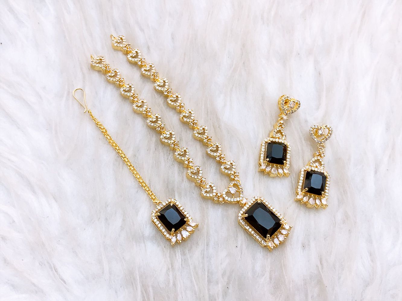 Necklace Set