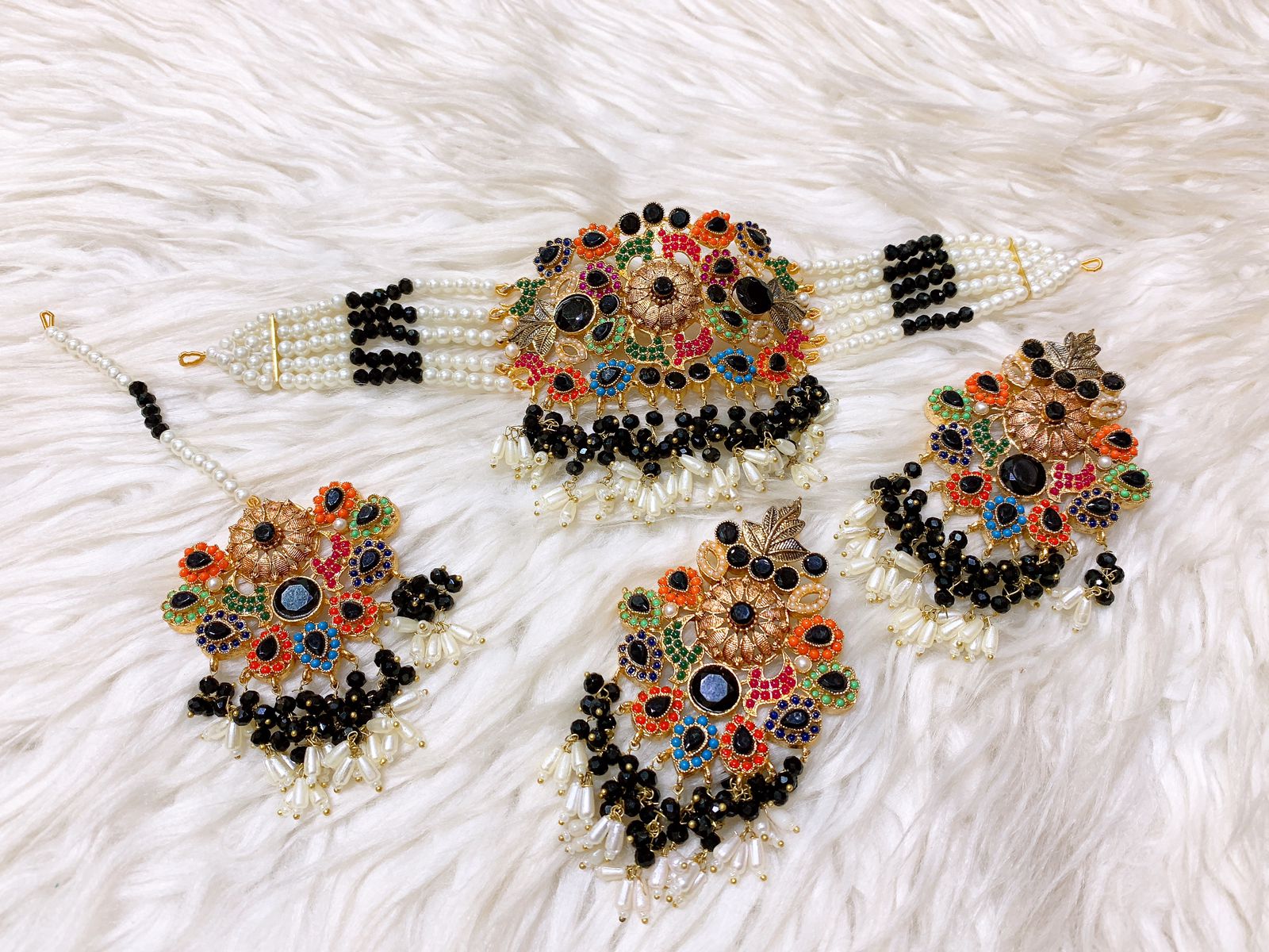 9 Ratan Choker Set