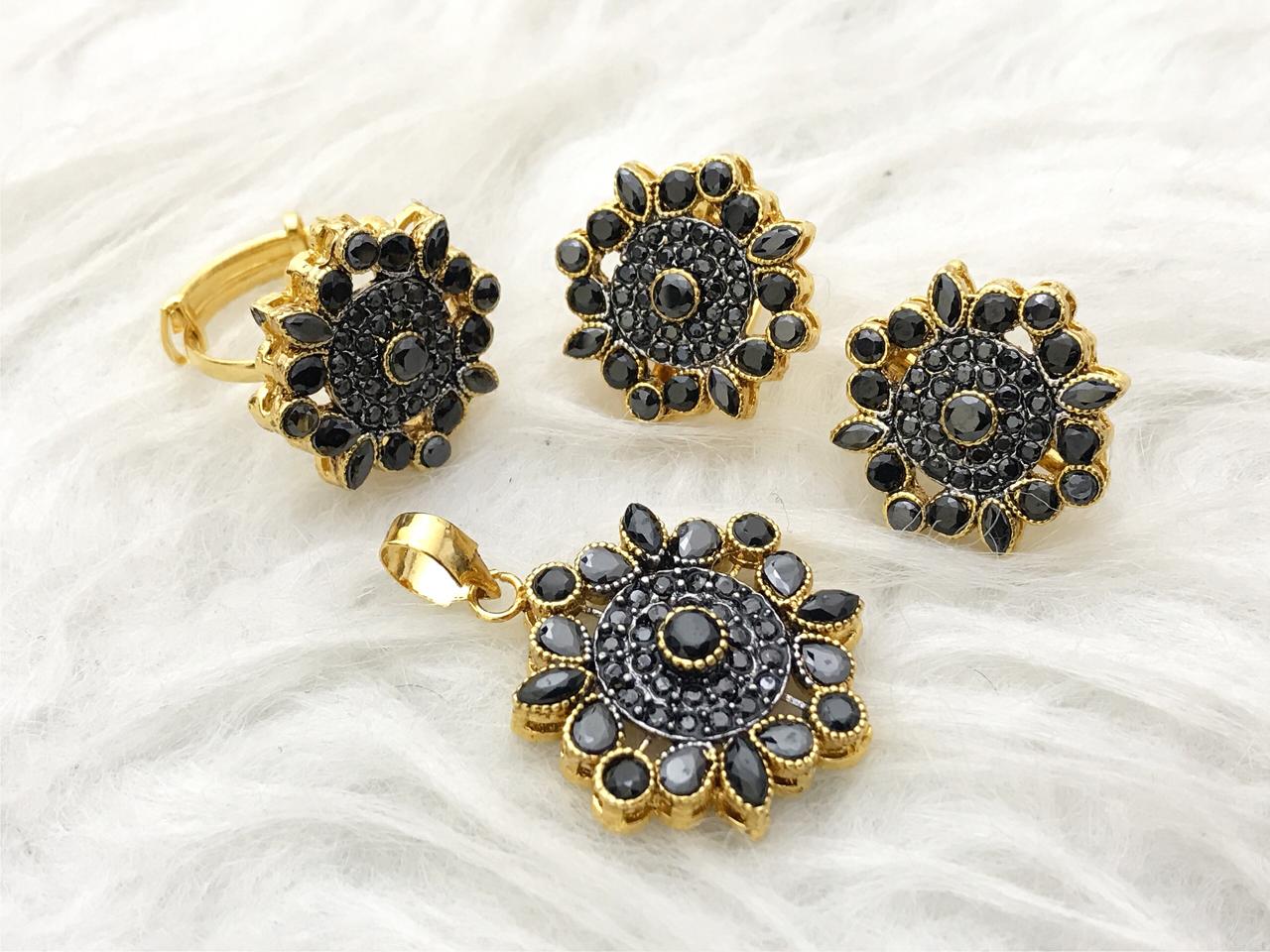 Locket Set