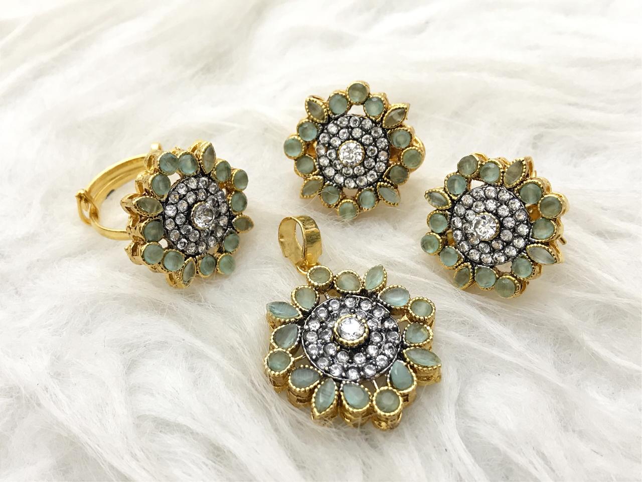 Locket Set