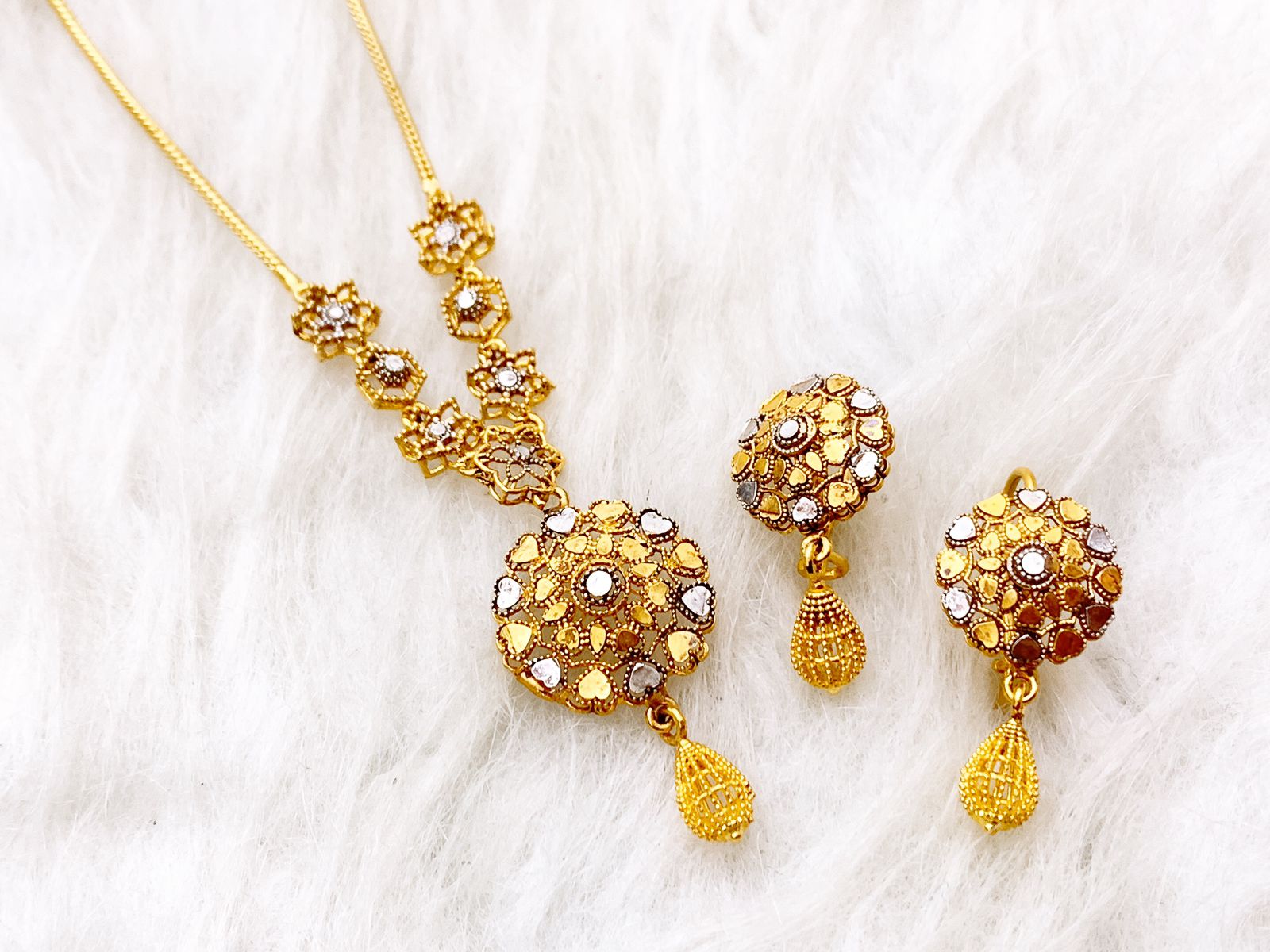 R.P Designer Locket set
