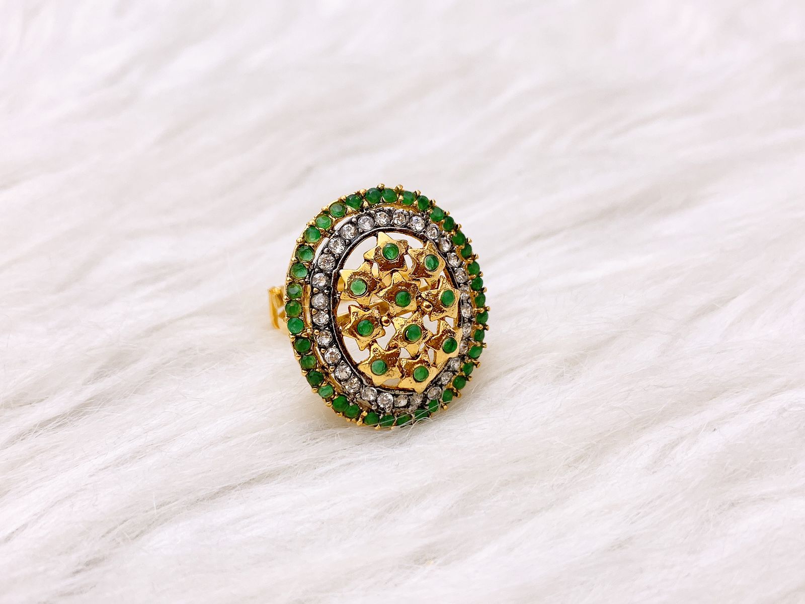 Ring