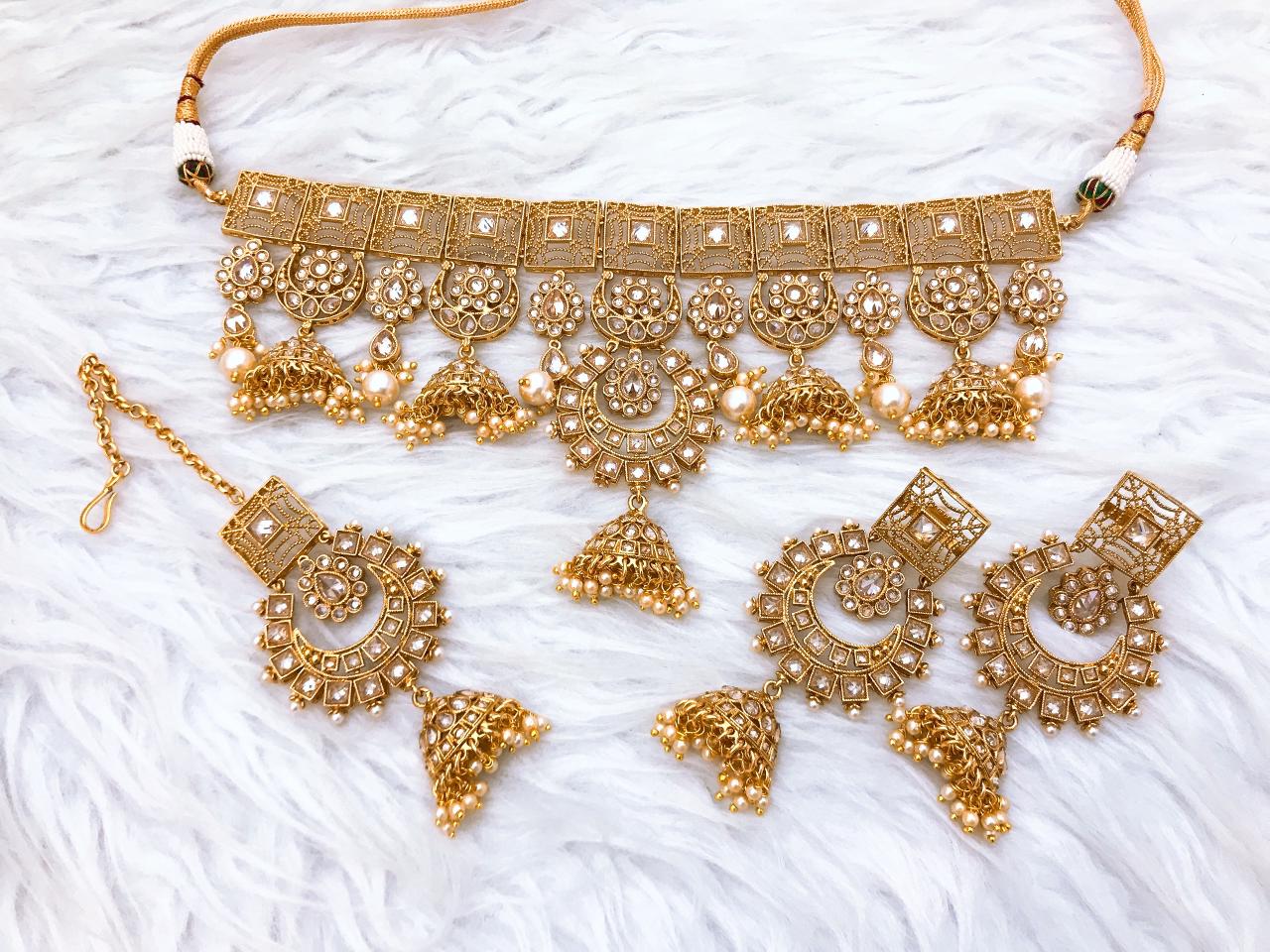 Choker Set
