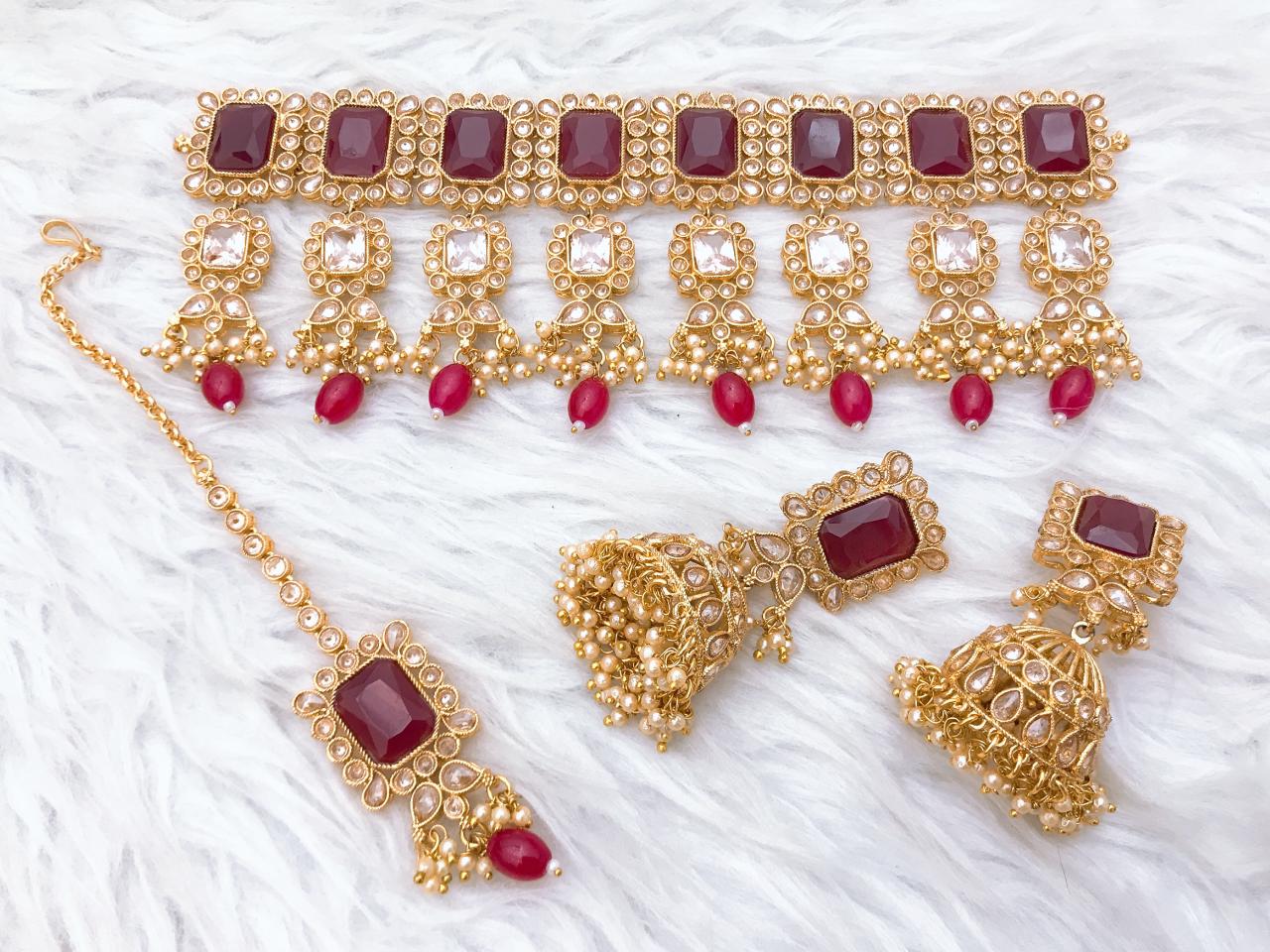 Choker Set