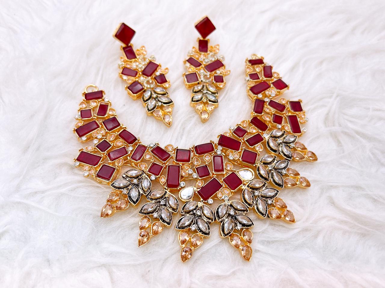 Necklace Set