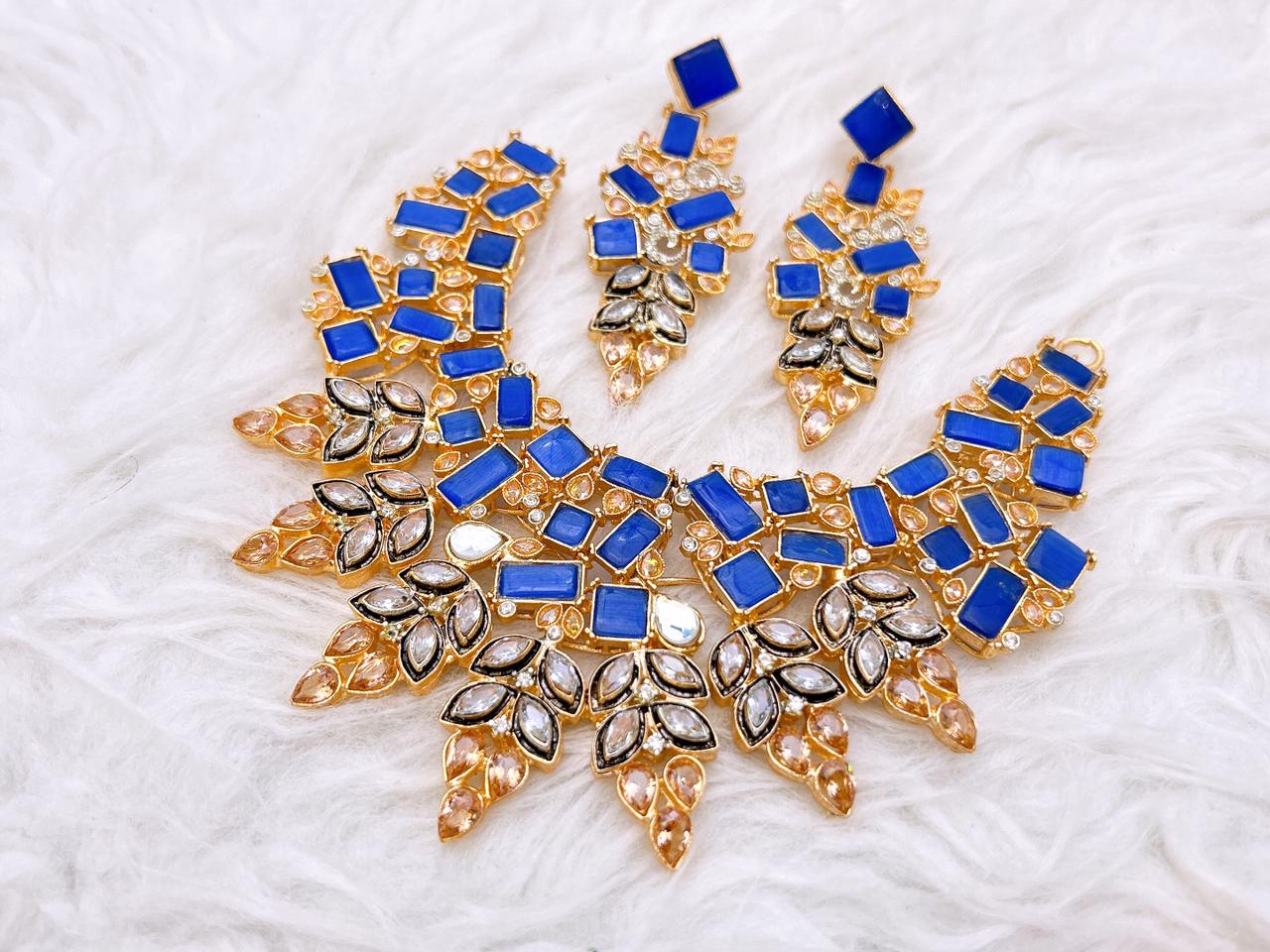 Necklace Set