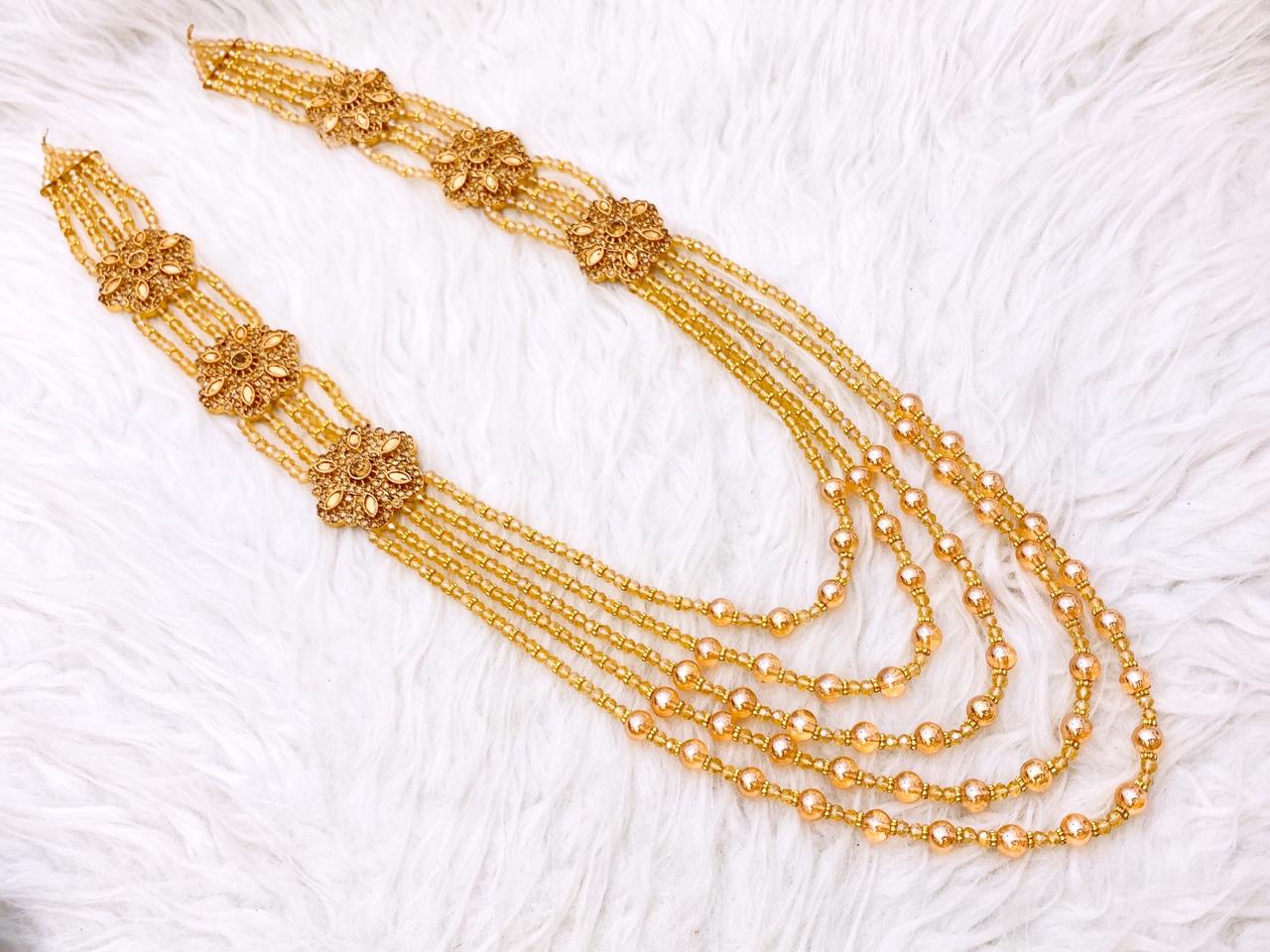 (Brooch Malah)