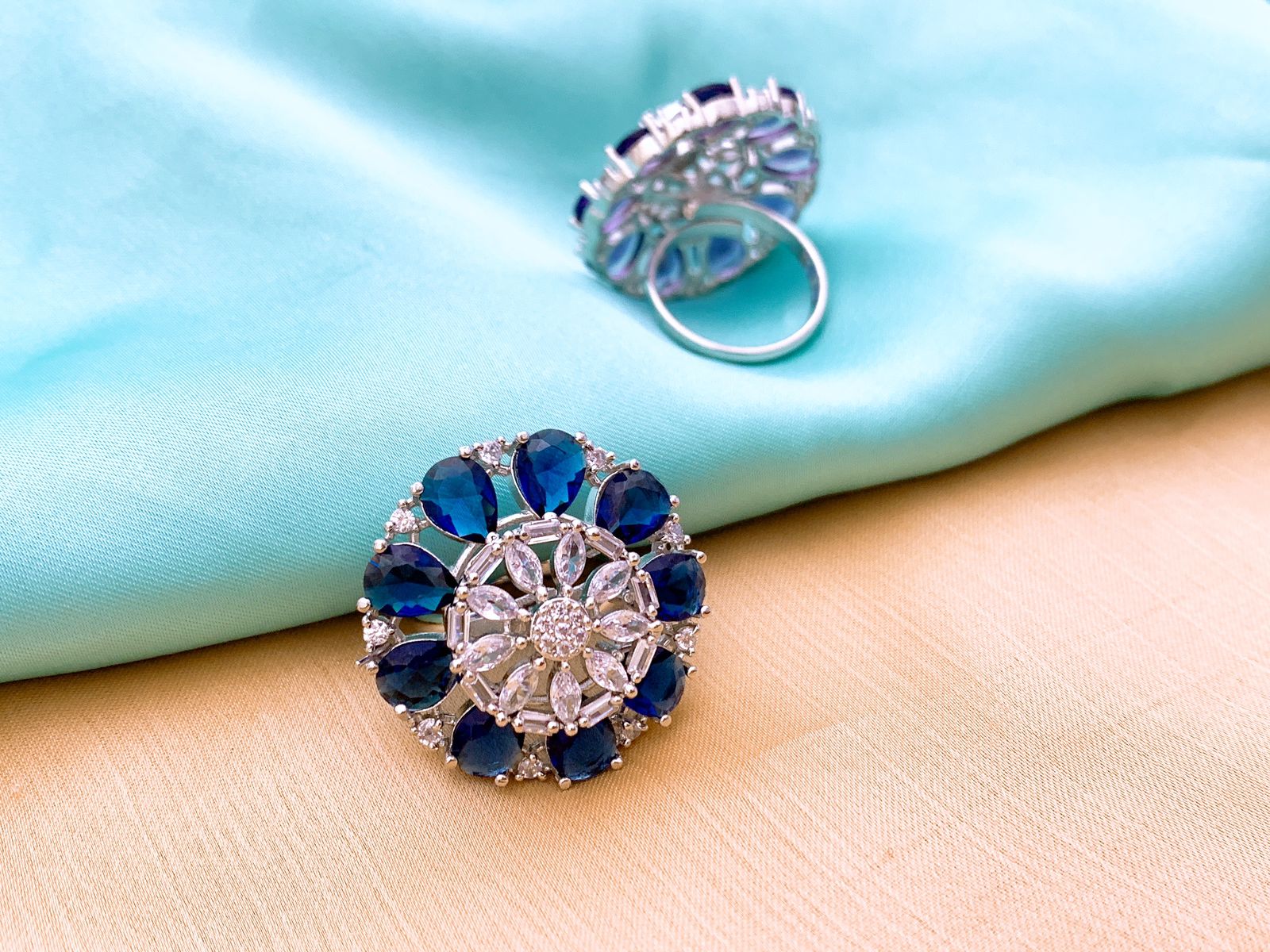 (Adjustable) Ring