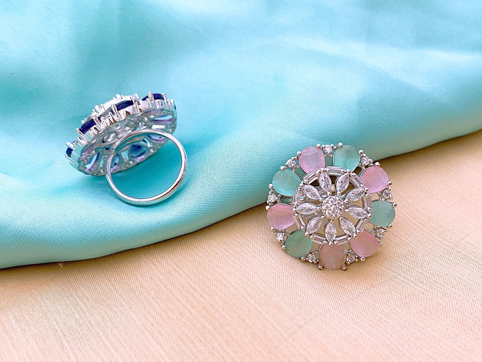 (Adjustable) Ring