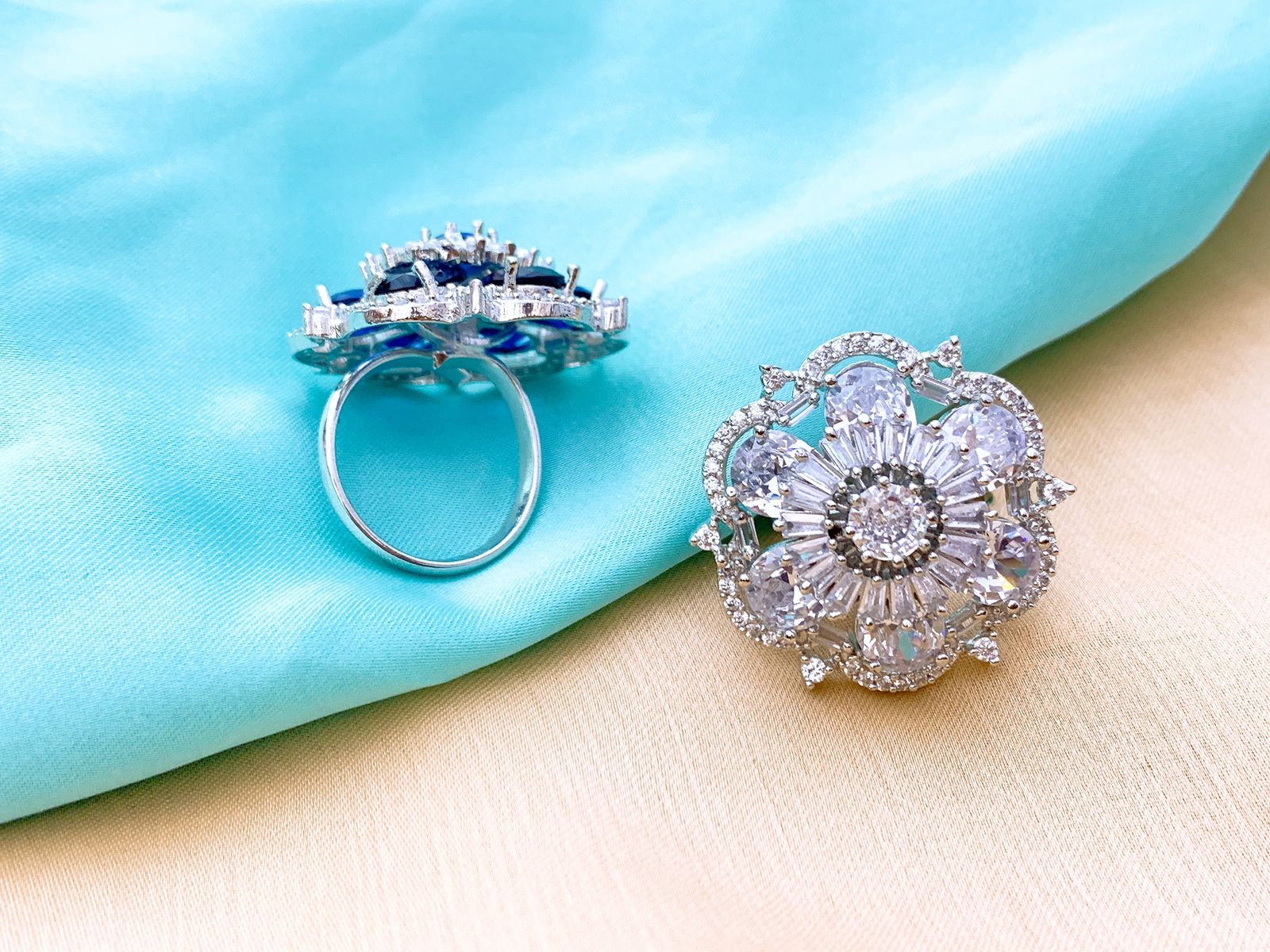 (Adjustable) Ring