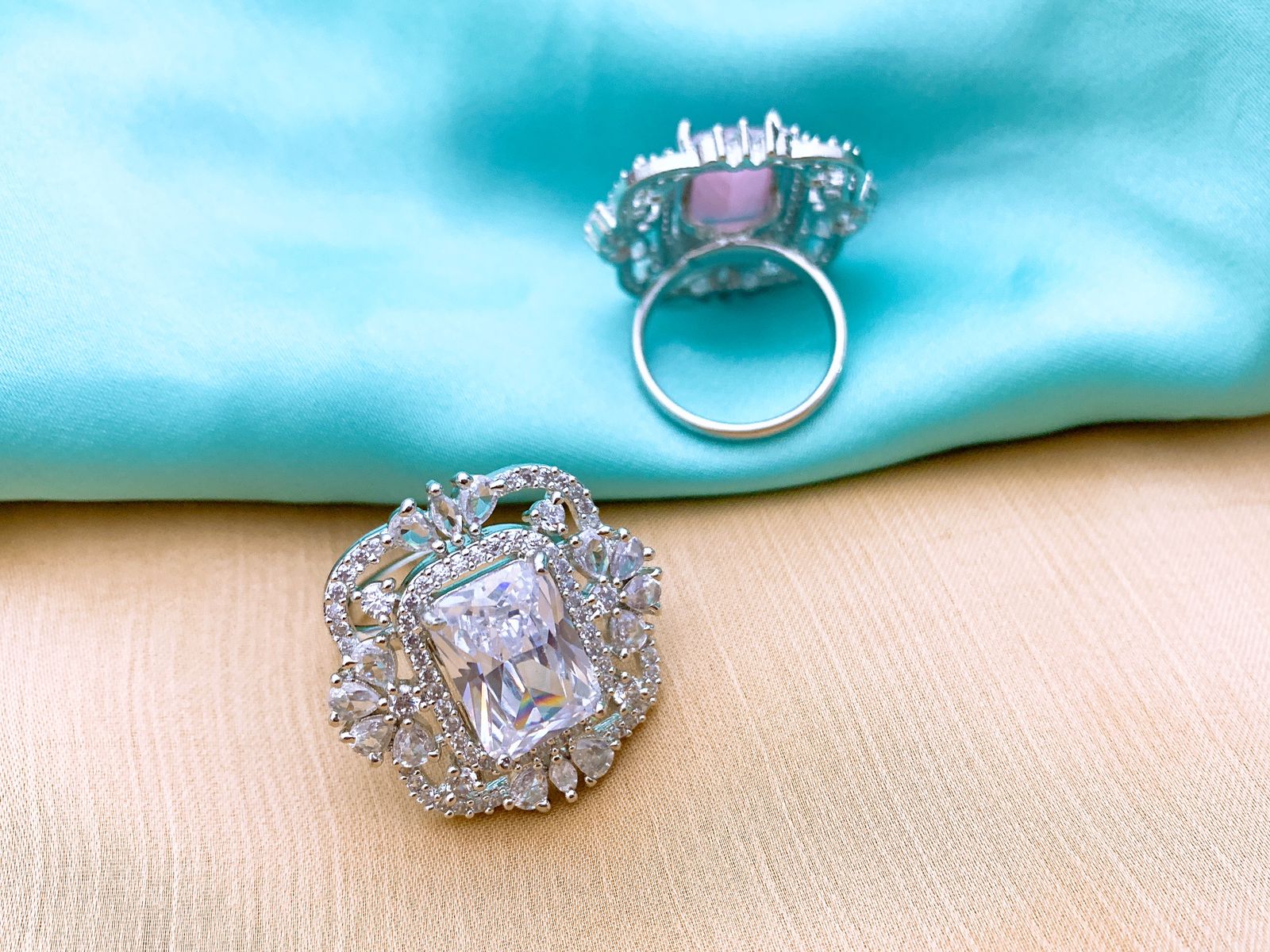 (Adjustable) Ring