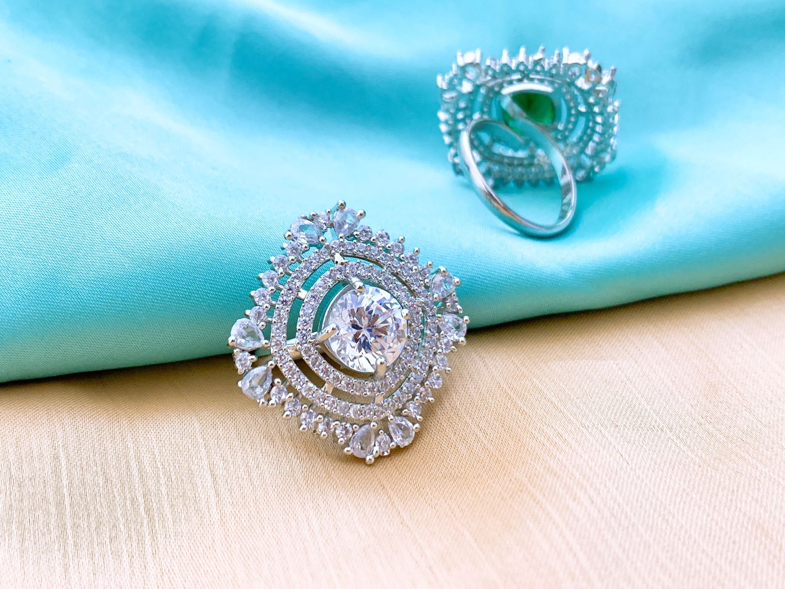 (Adjustable) Ring