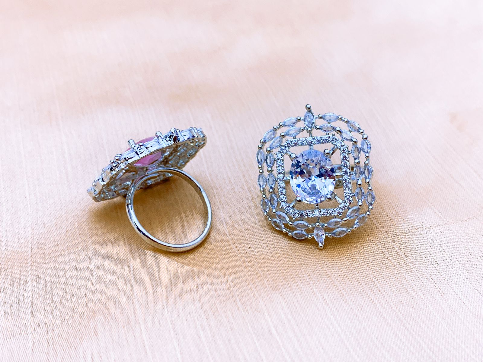 (Adjustable) Ring