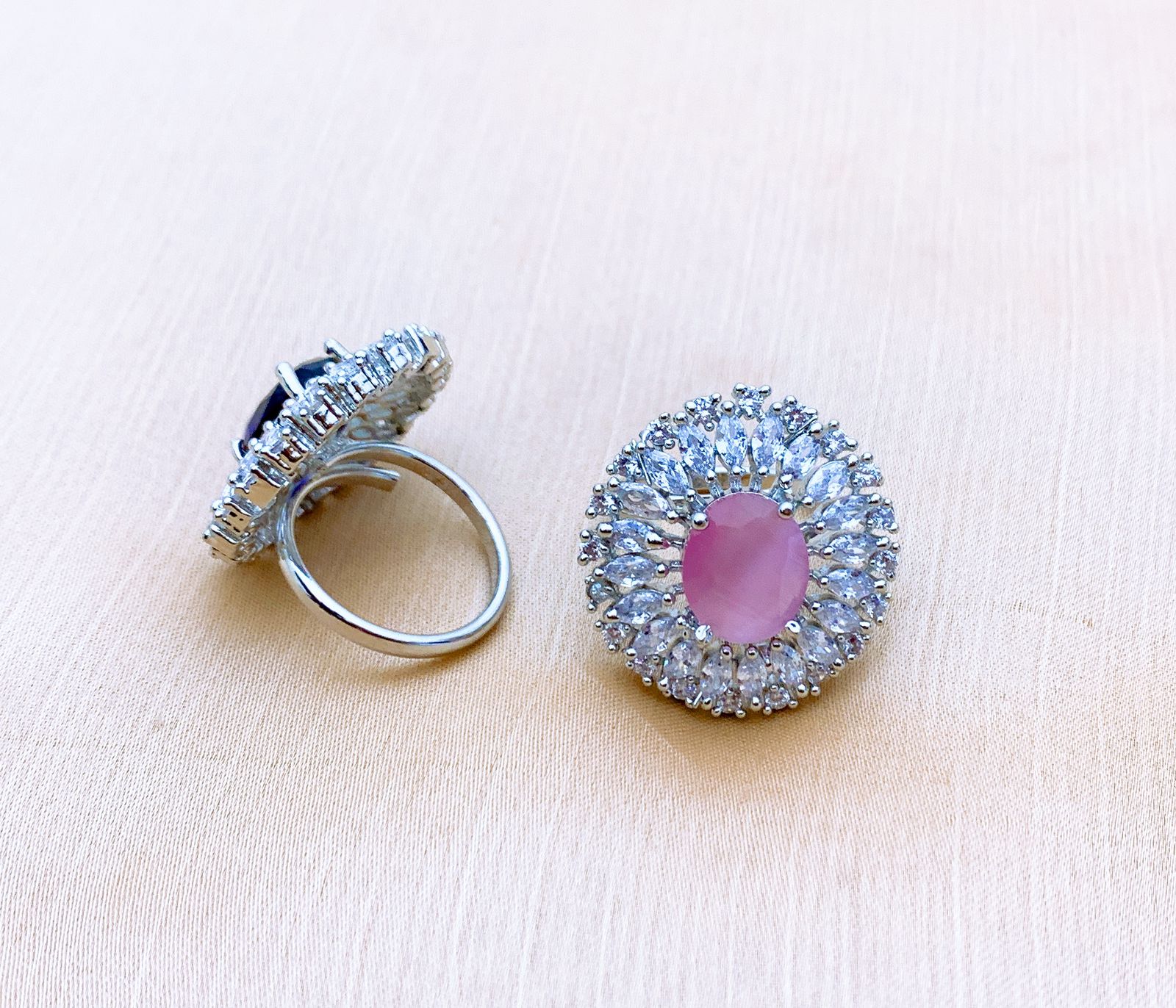 (Adjustable) Ring