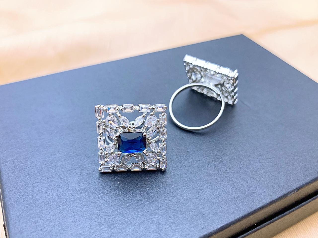 (Adjustable) Ring