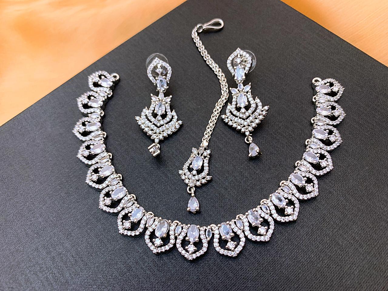 Necklace Set