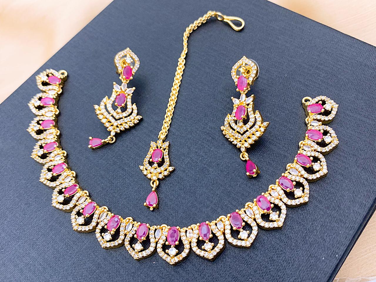 Necklace Set