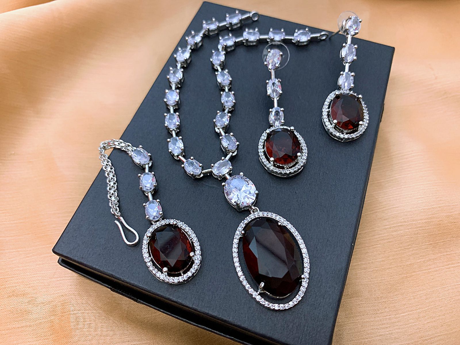 Necklace Set