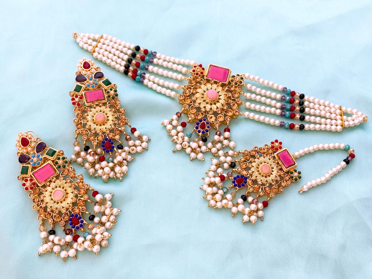 Choker Set