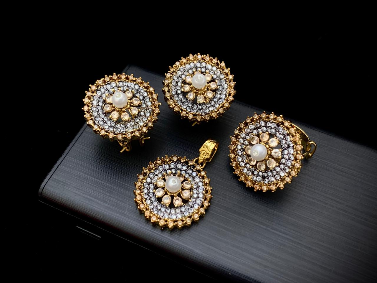 Locket Set