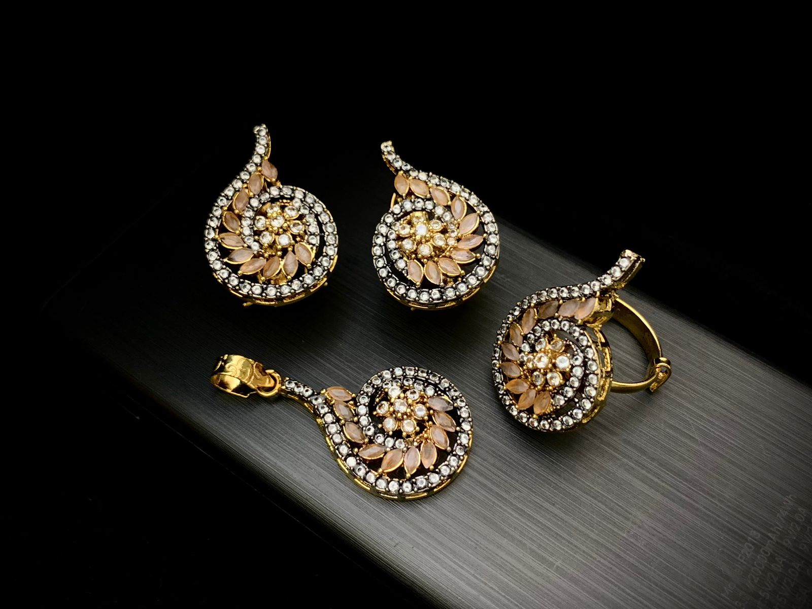 Locket Set