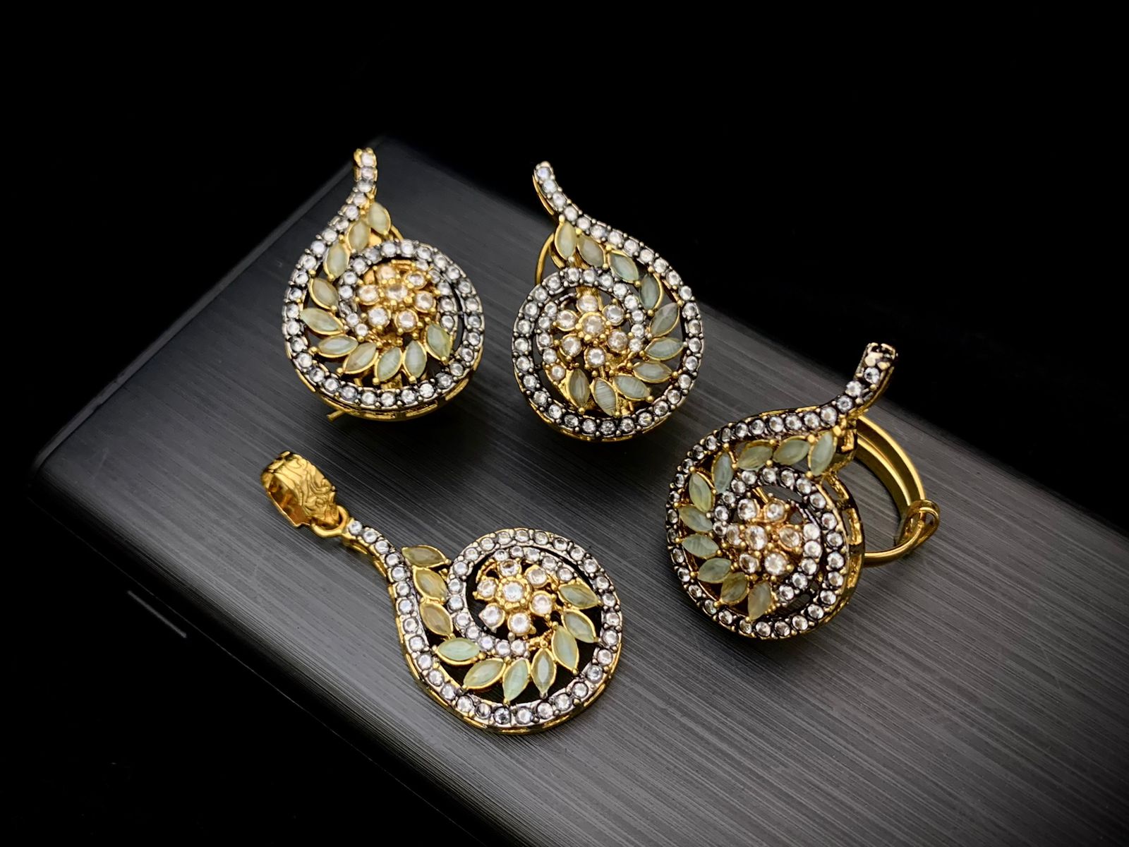 Locket Set